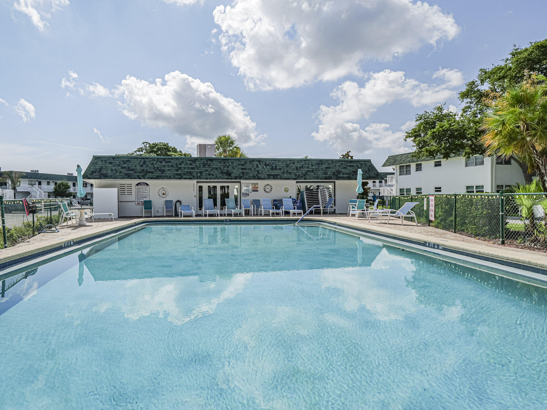 Vista Harbor - Residential