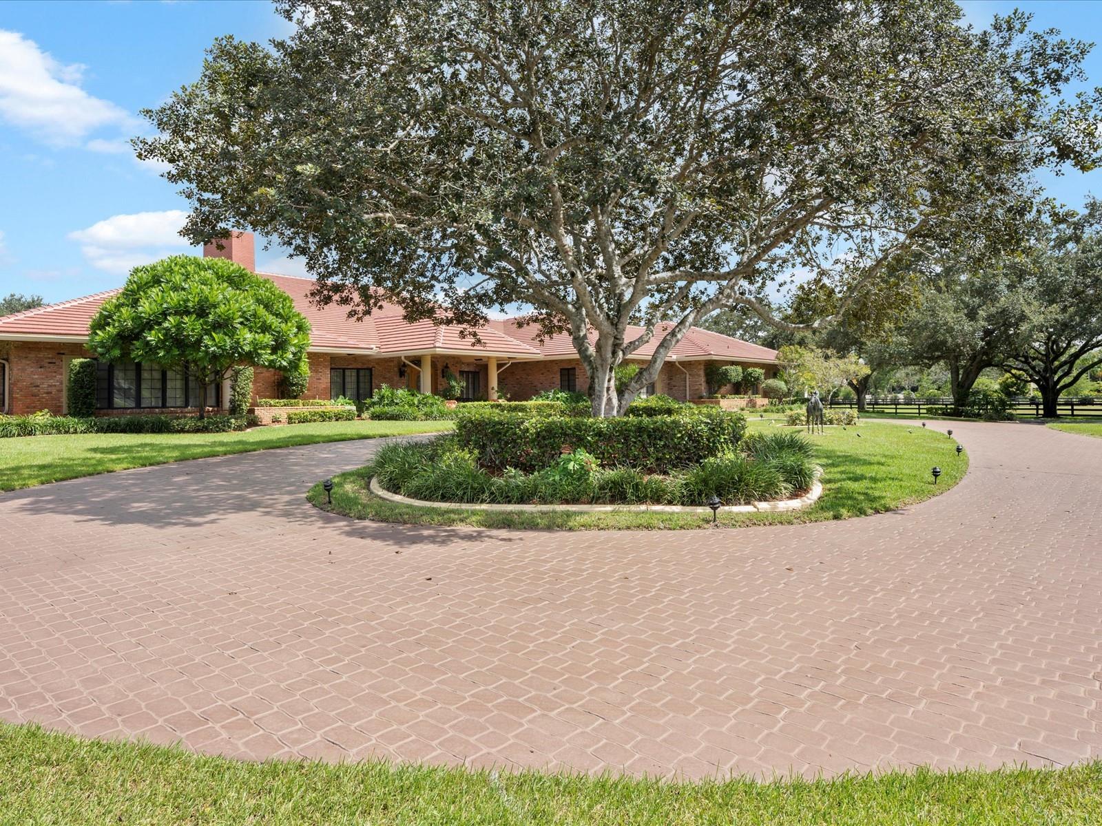 SUNSHINE RANCHES - Residential