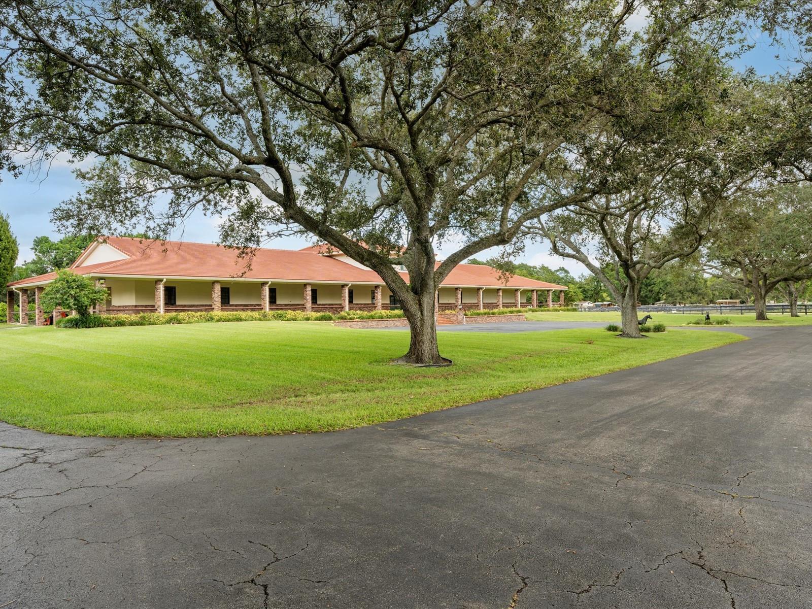 SUNSHINE RANCHES - Residential