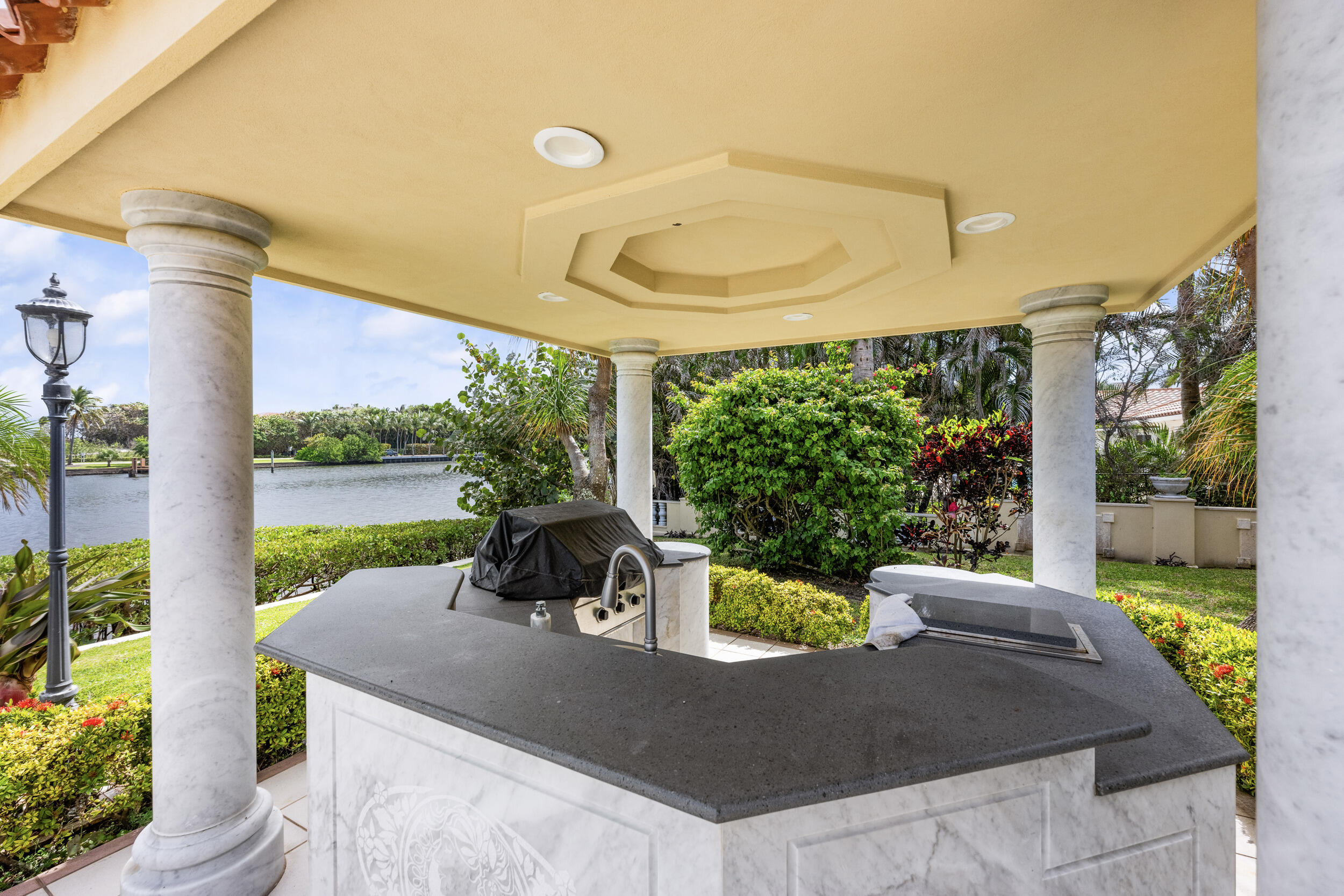 POINT MANALAPAN 1 - Residential