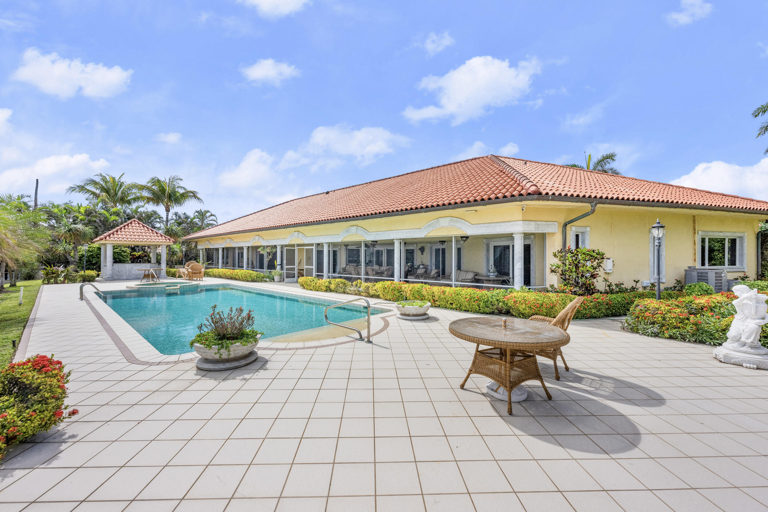POINT MANALAPAN 1 - Residential