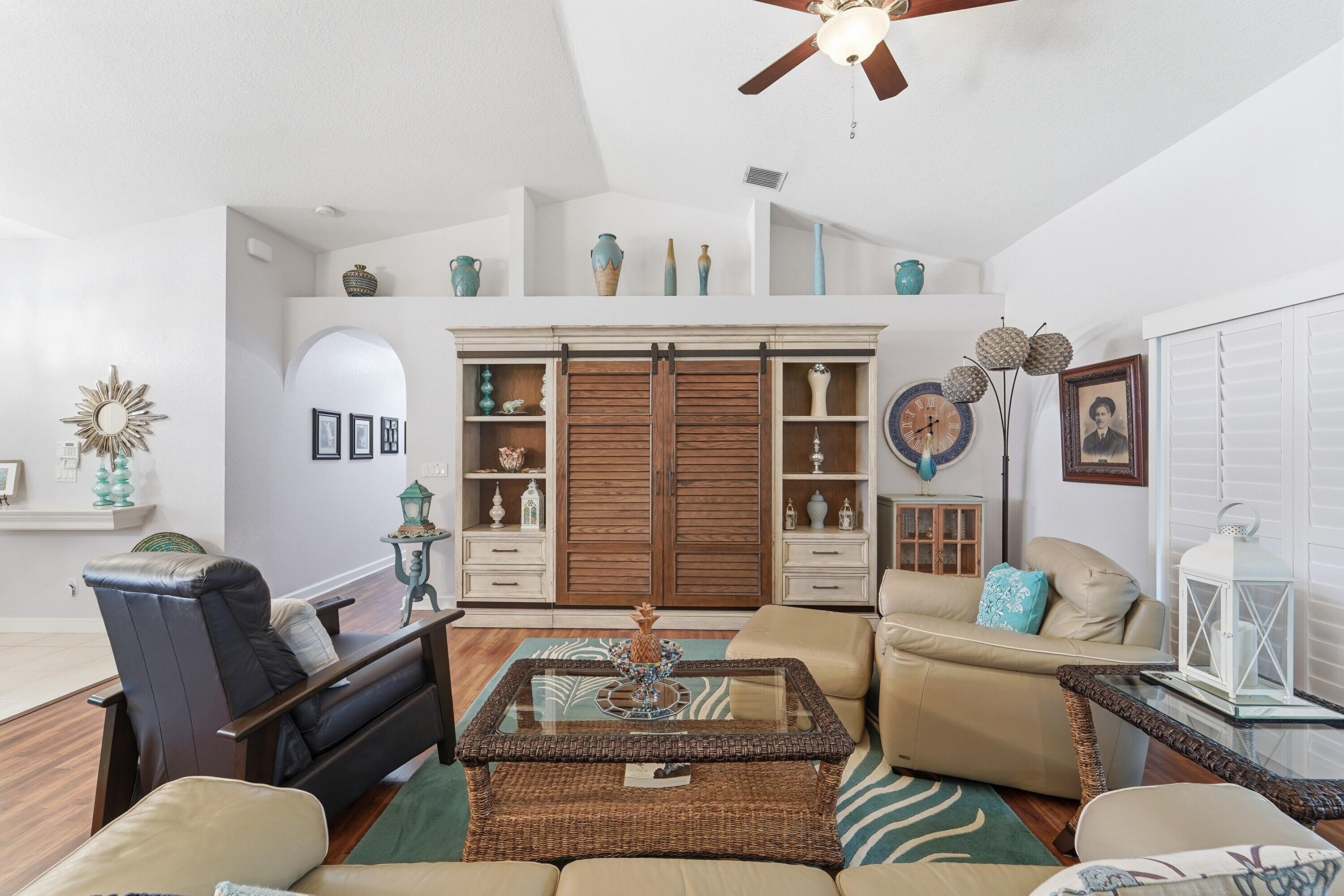 CYPRESS CREEK COUNTRY CLUB SW QUAD - Residential