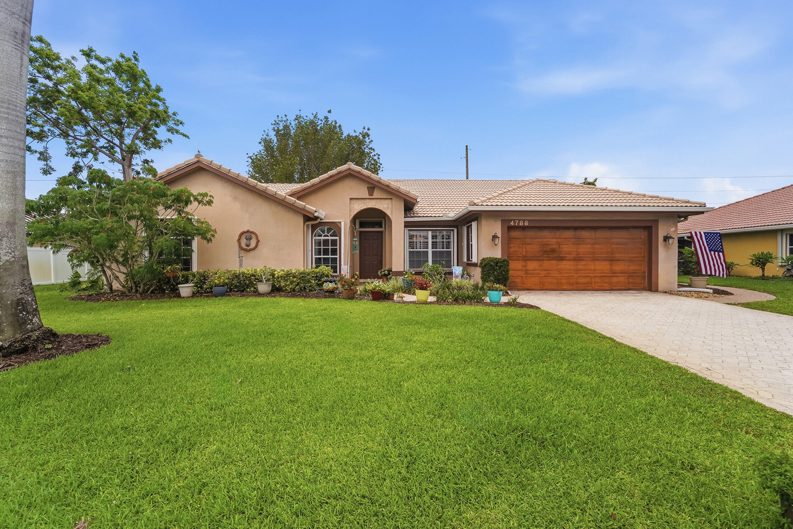 CYPRESS CREEK COUNTRY CLUB SW QUAD - Residential