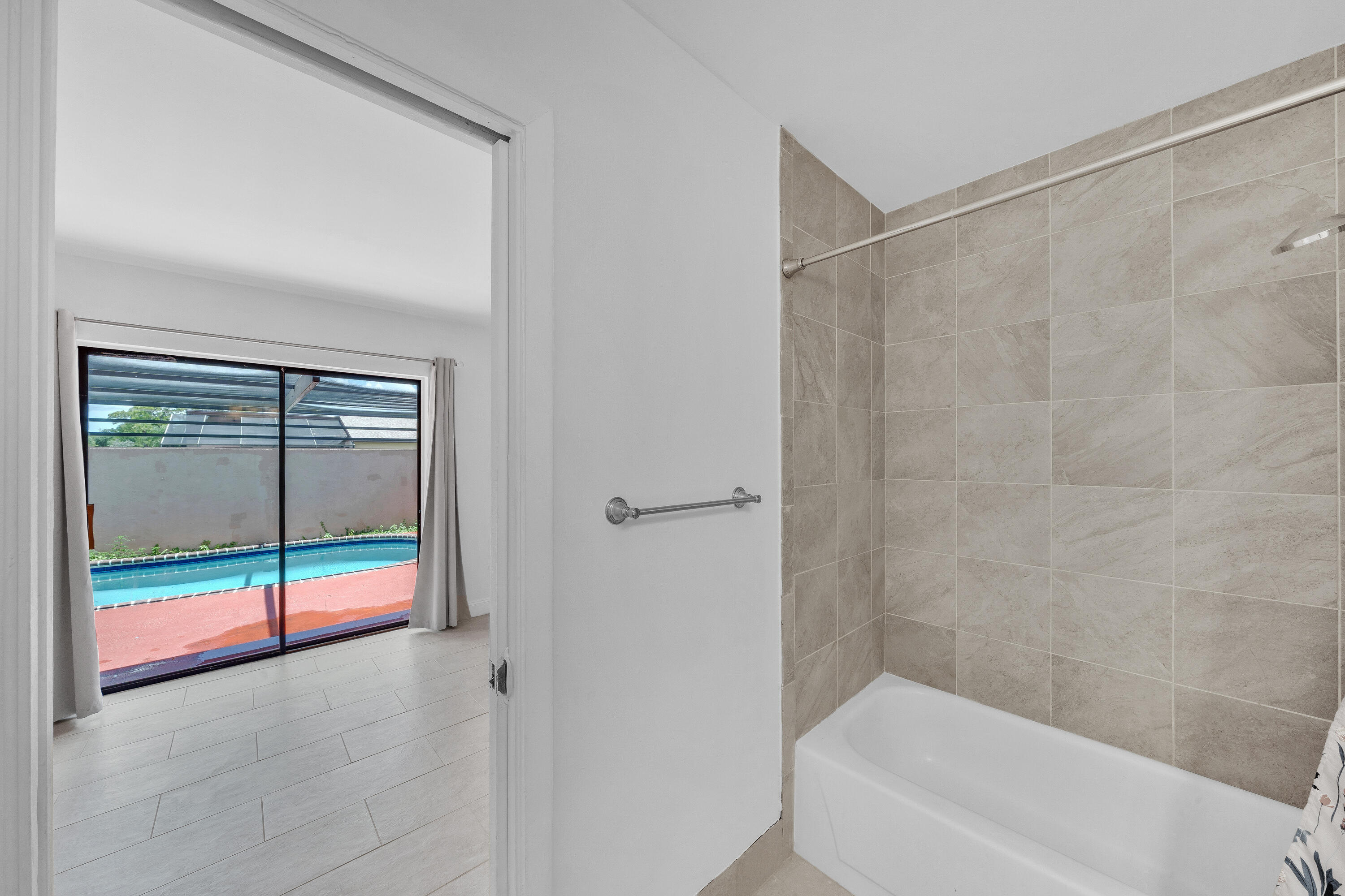 SUNNY PALMS VILLAS - Residential Lease