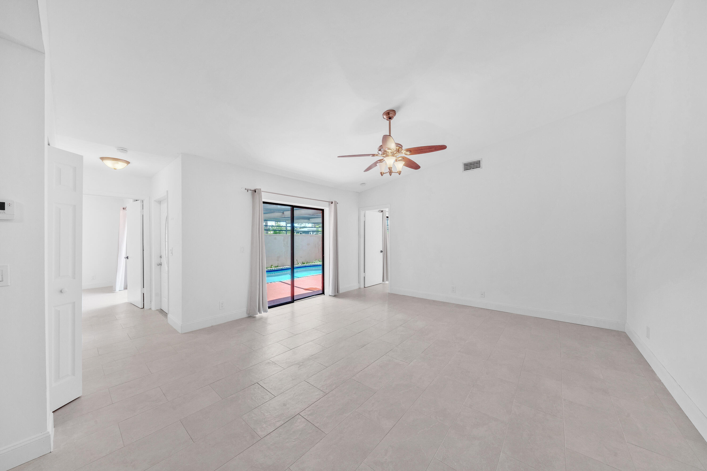 SUNNY PALMS VILLAS - Residential Lease