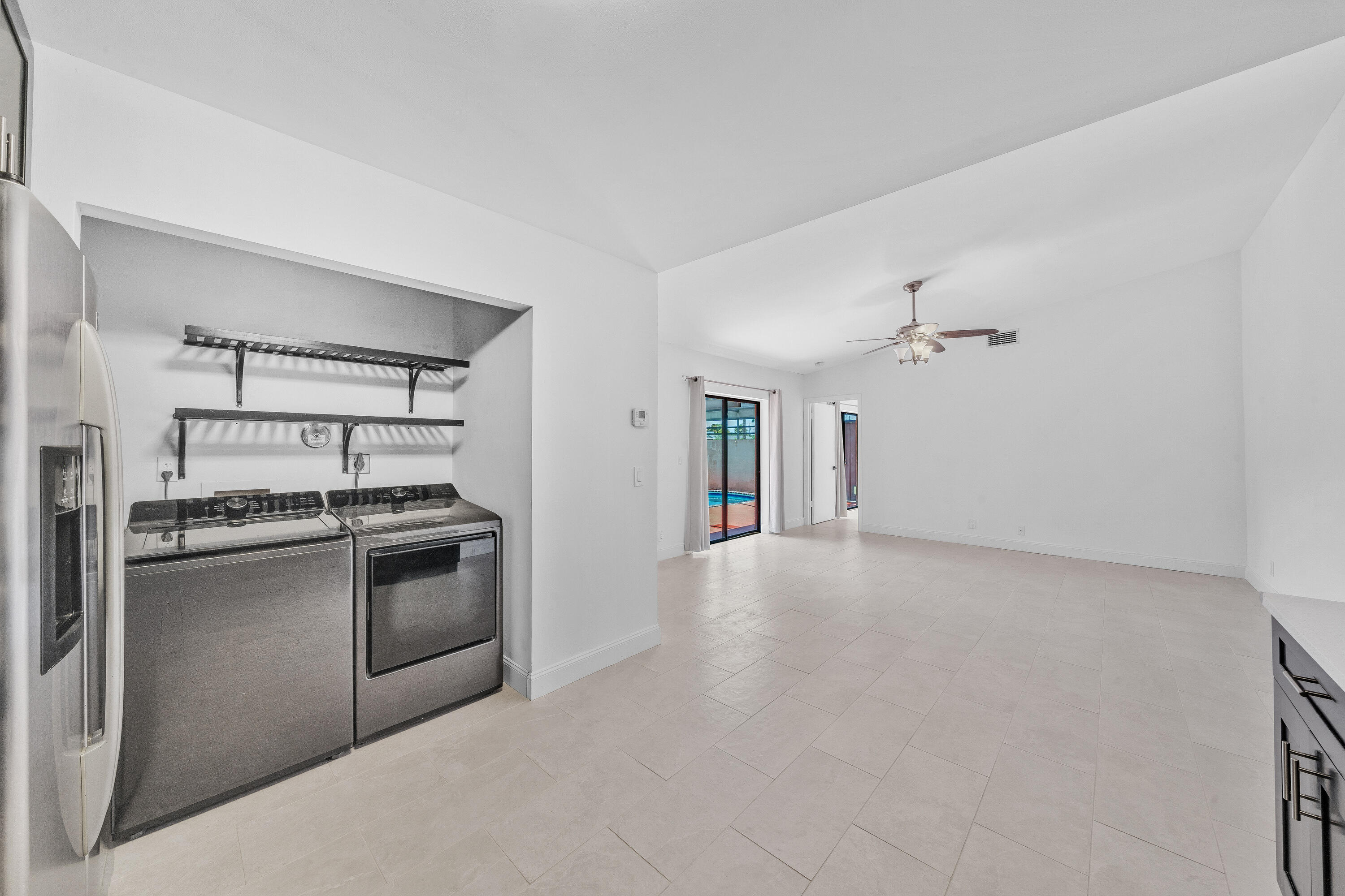 SUNNY PALMS VILLAS - Residential Lease