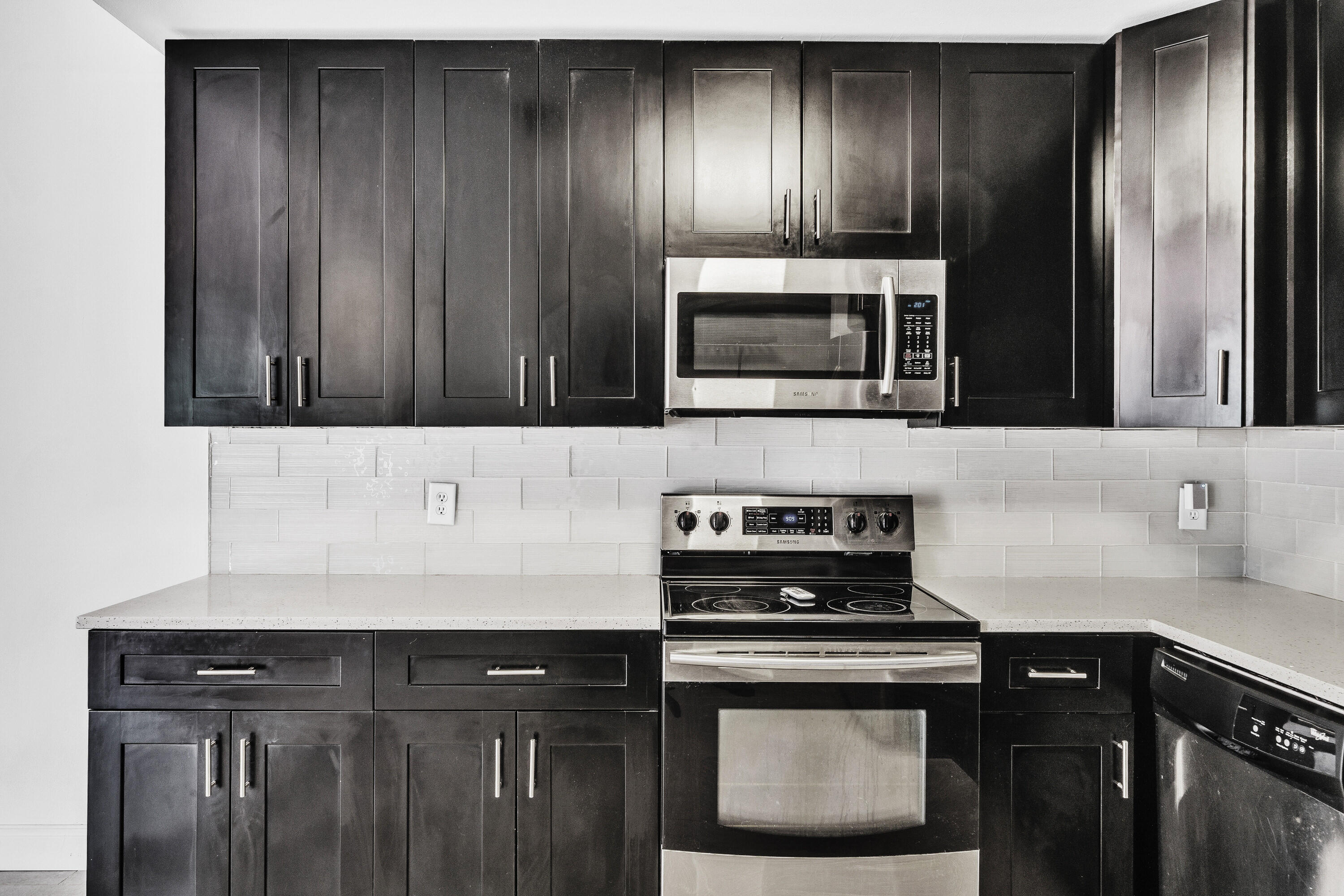 SUNNY PALMS VILLAS - Residential Lease
