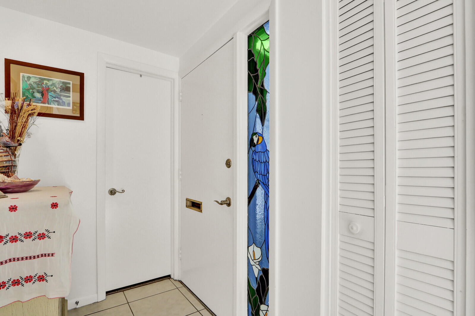 CASTLEWOOD TOWN VILLAS CONDO - Residential