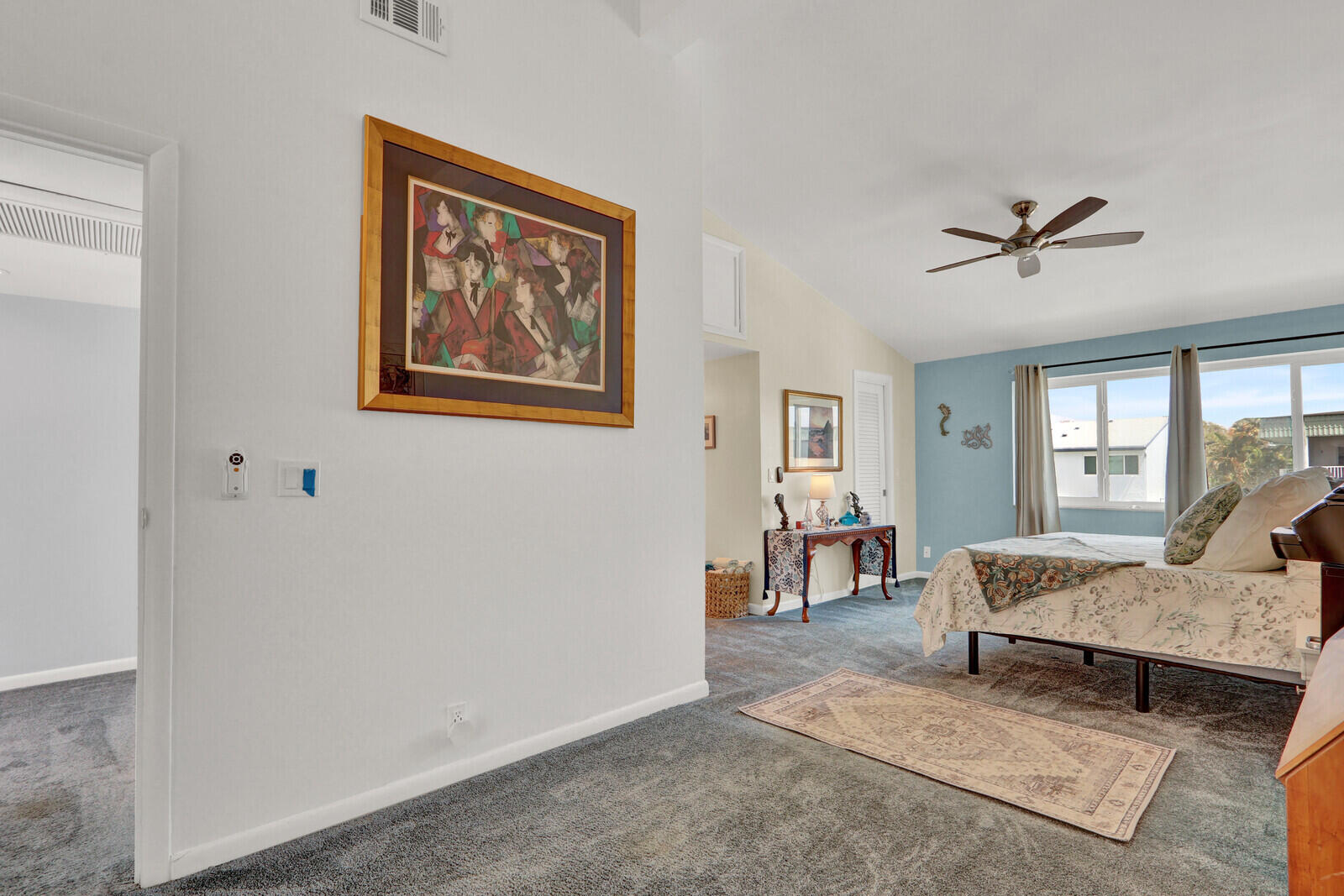 CASTLEWOOD TOWN VILLAS CONDO - Residential
