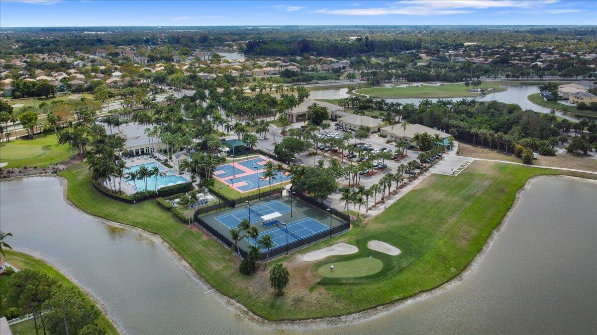 MADISON GREEN 1 PARS F, G AND I - Residential