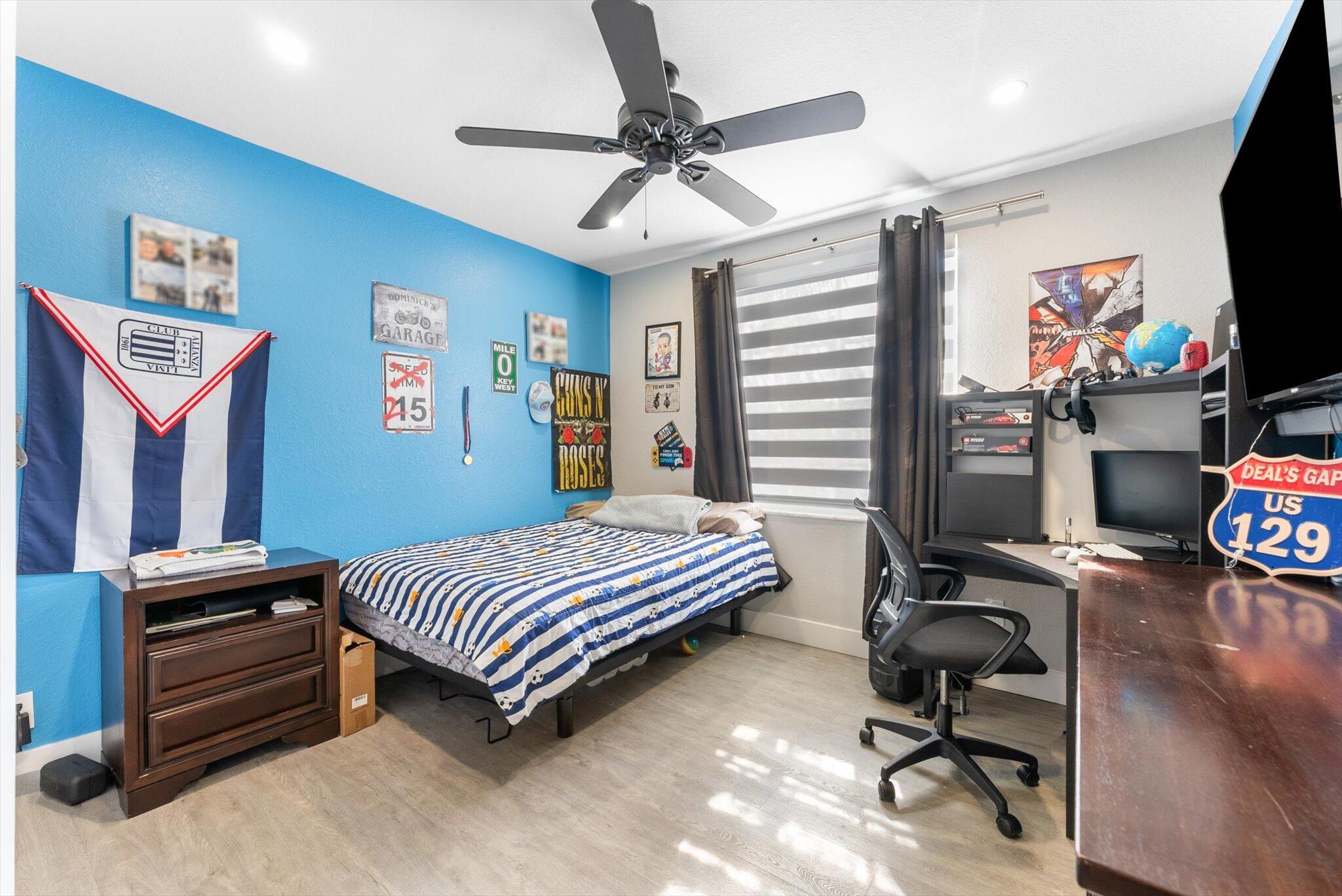 Regency Lakes - Residential