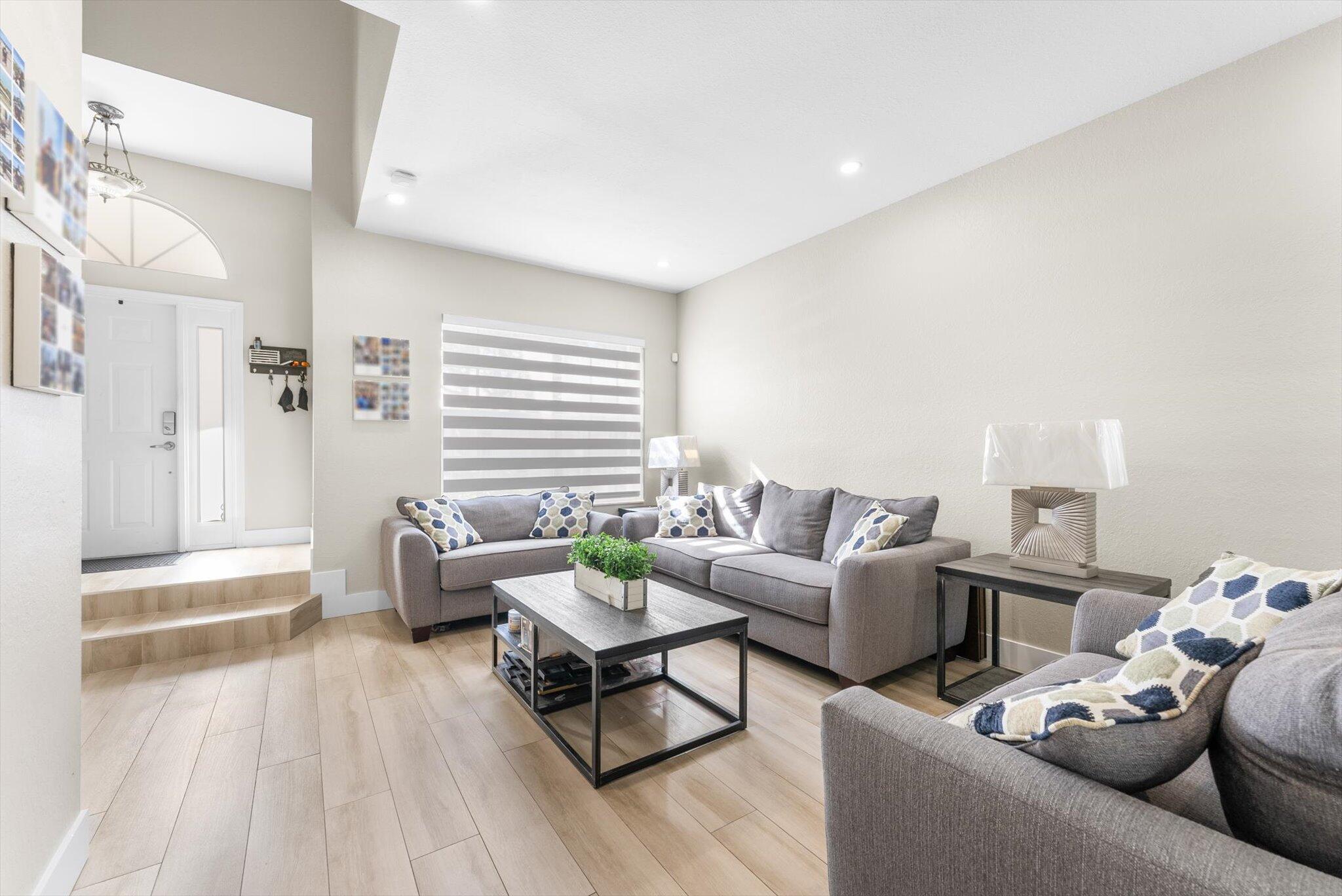 Regency Lakes - Residential
