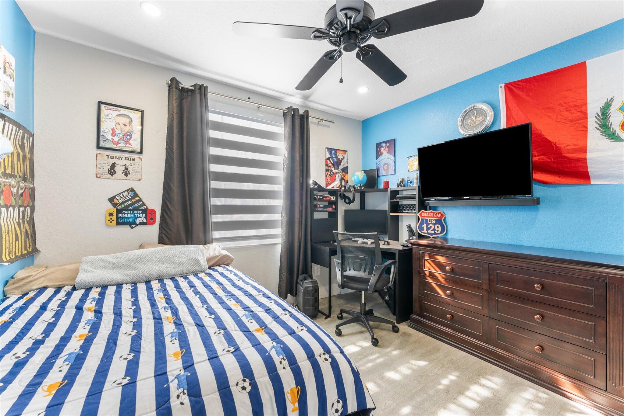 Regency Lakes - Residential