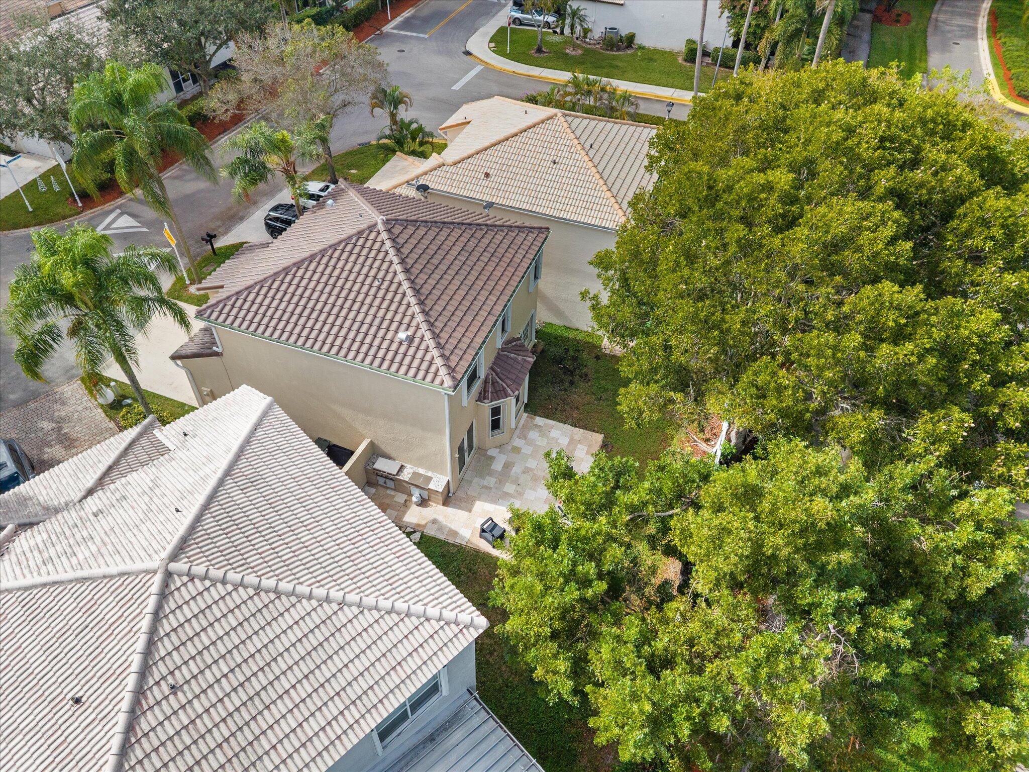 Regency Lakes - Residential