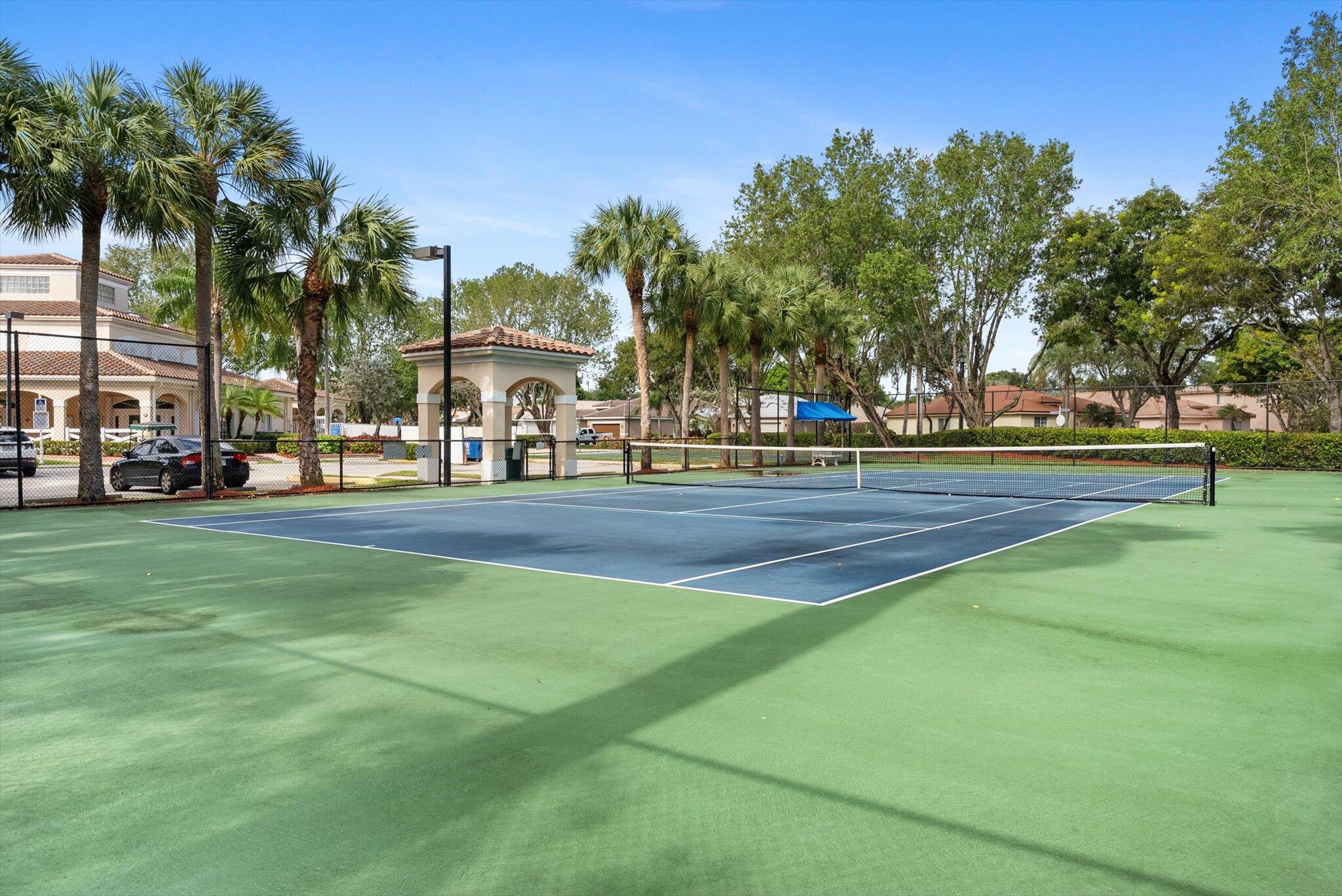 Regency Lakes - Residential