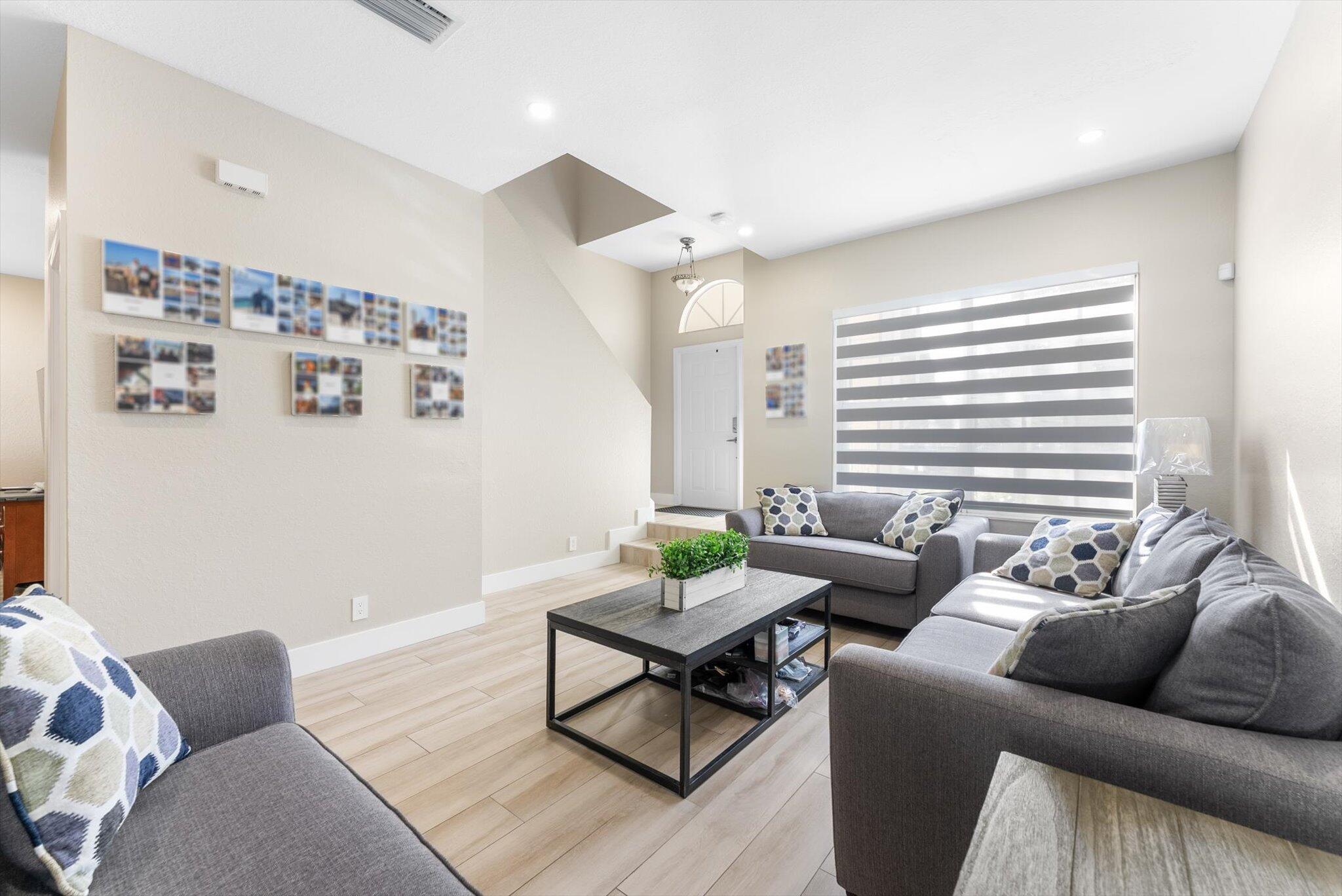 Regency Lakes - Residential