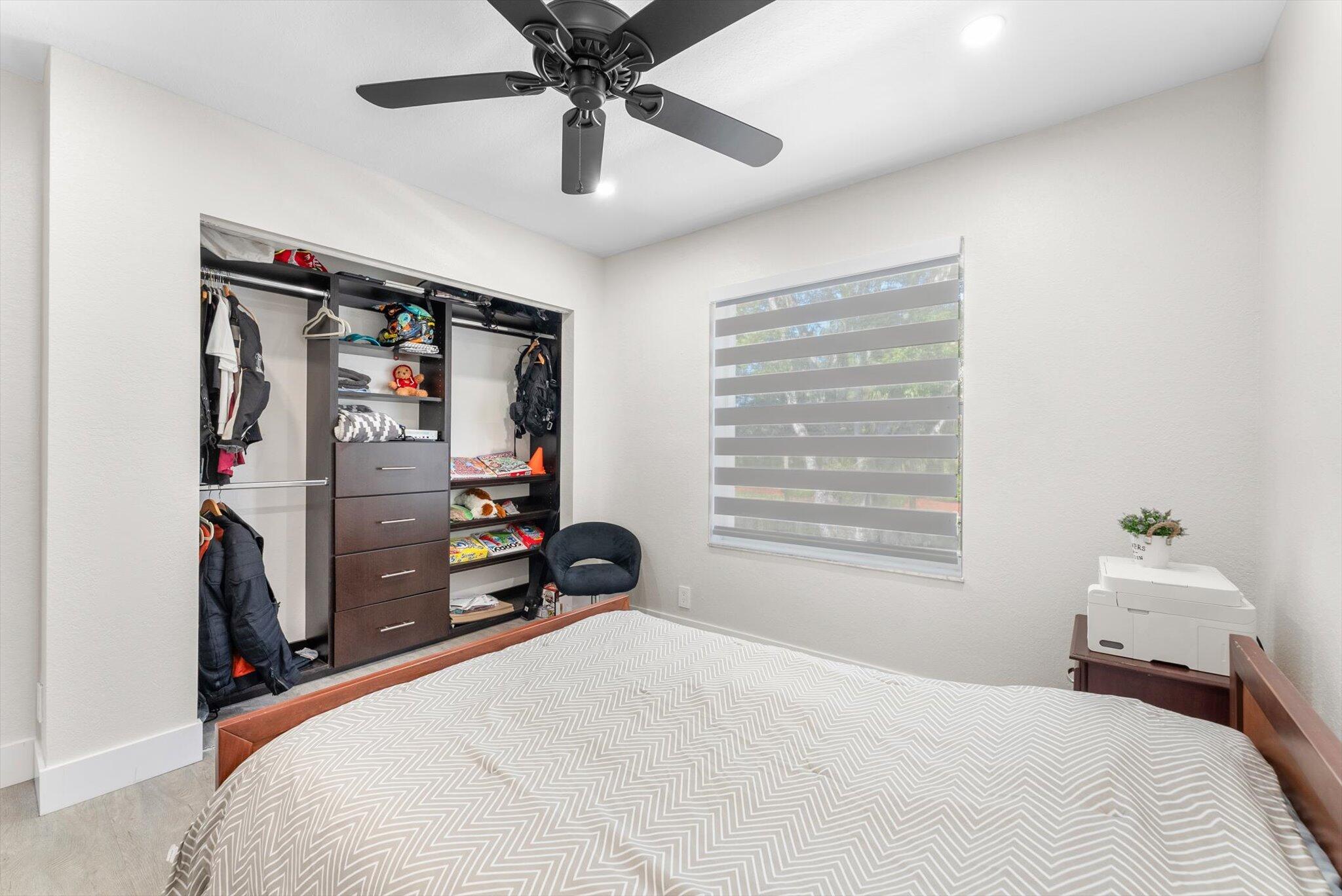 Regency Lakes - Residential