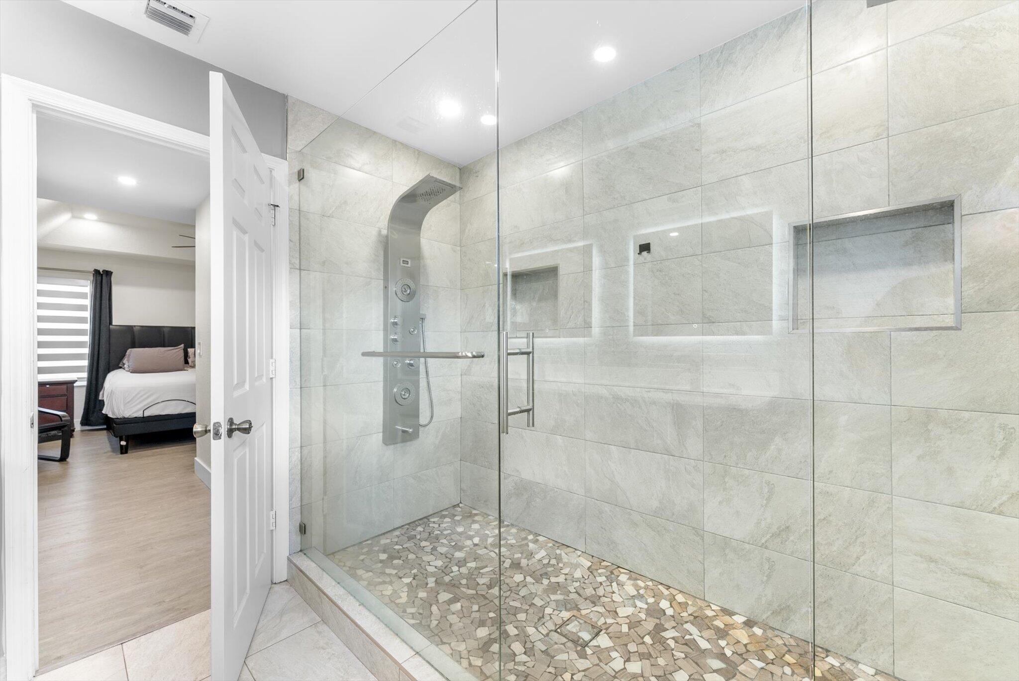 Regency Lakes - Residential