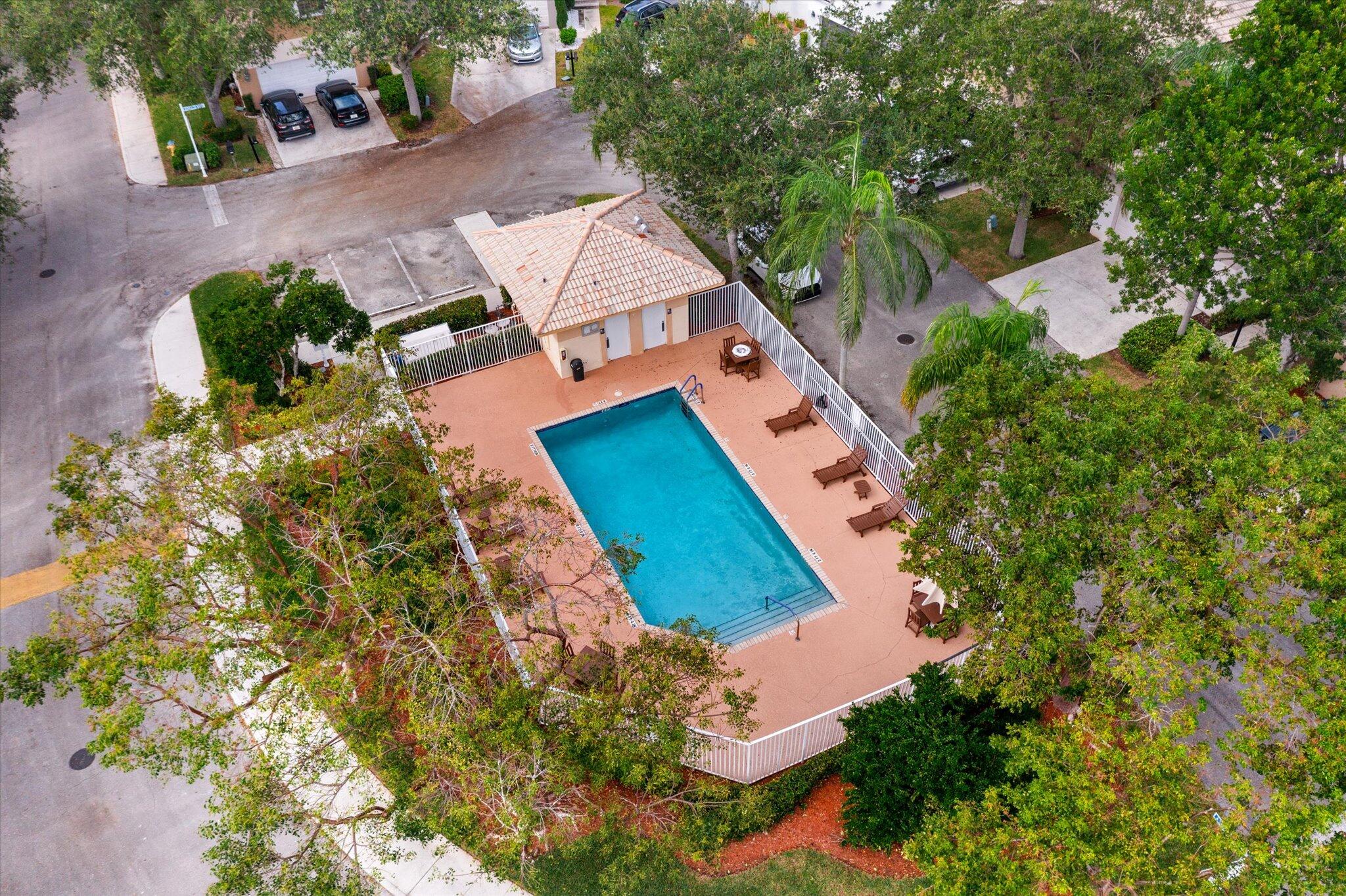 Regency Lakes - Residential