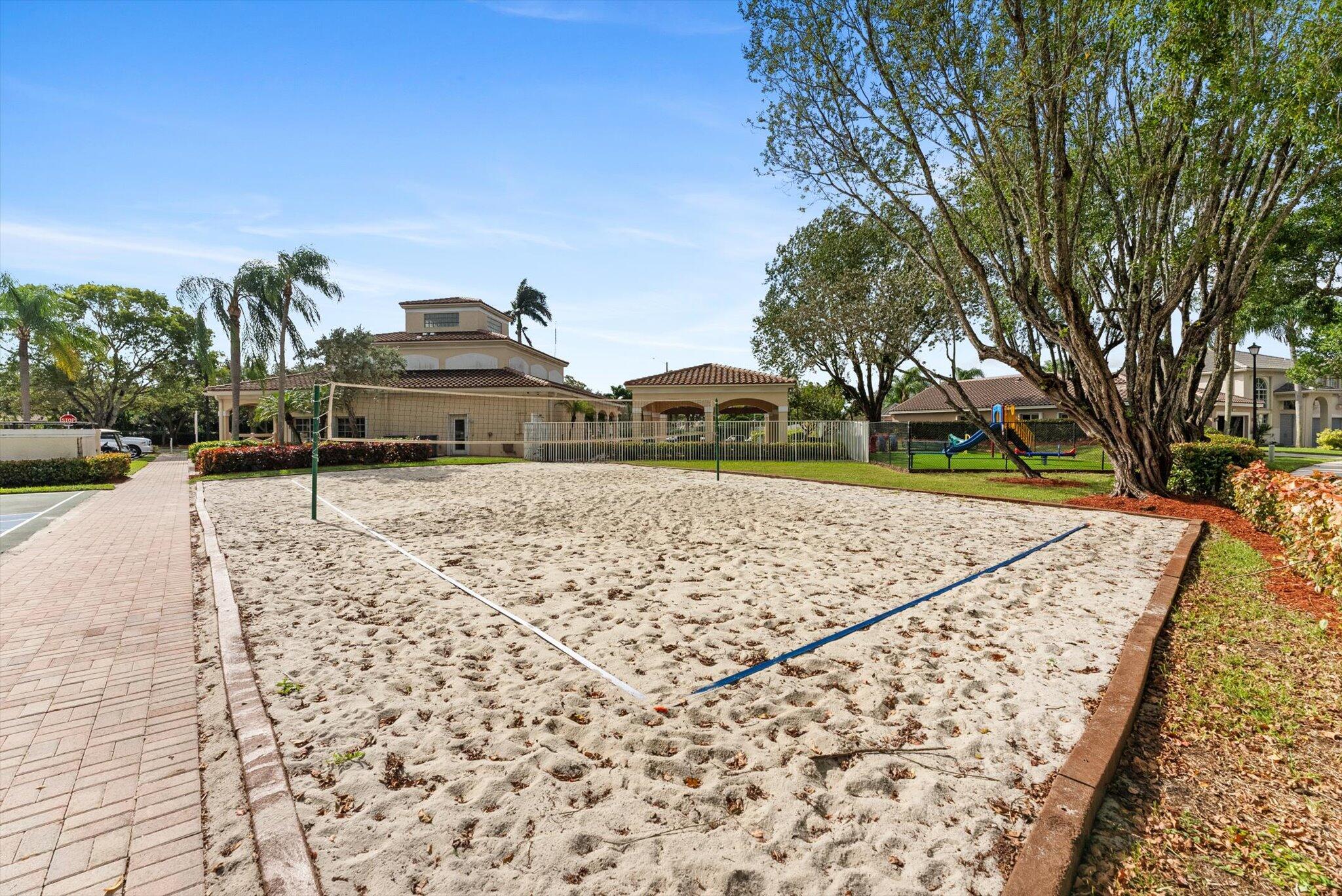 Regency Lakes - Residential