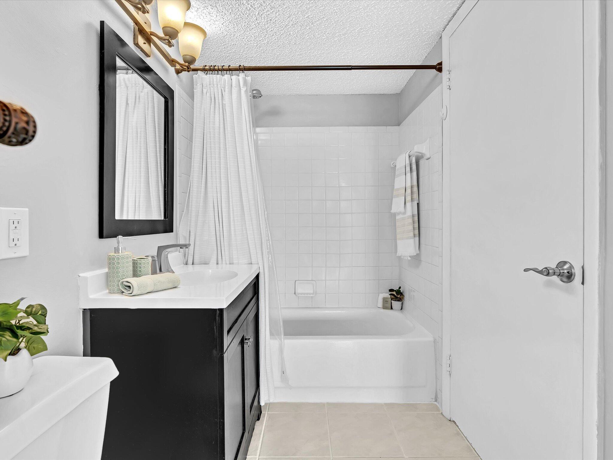 ADDISON POINTE AT BOCA RATON CONDO - Residential Lease