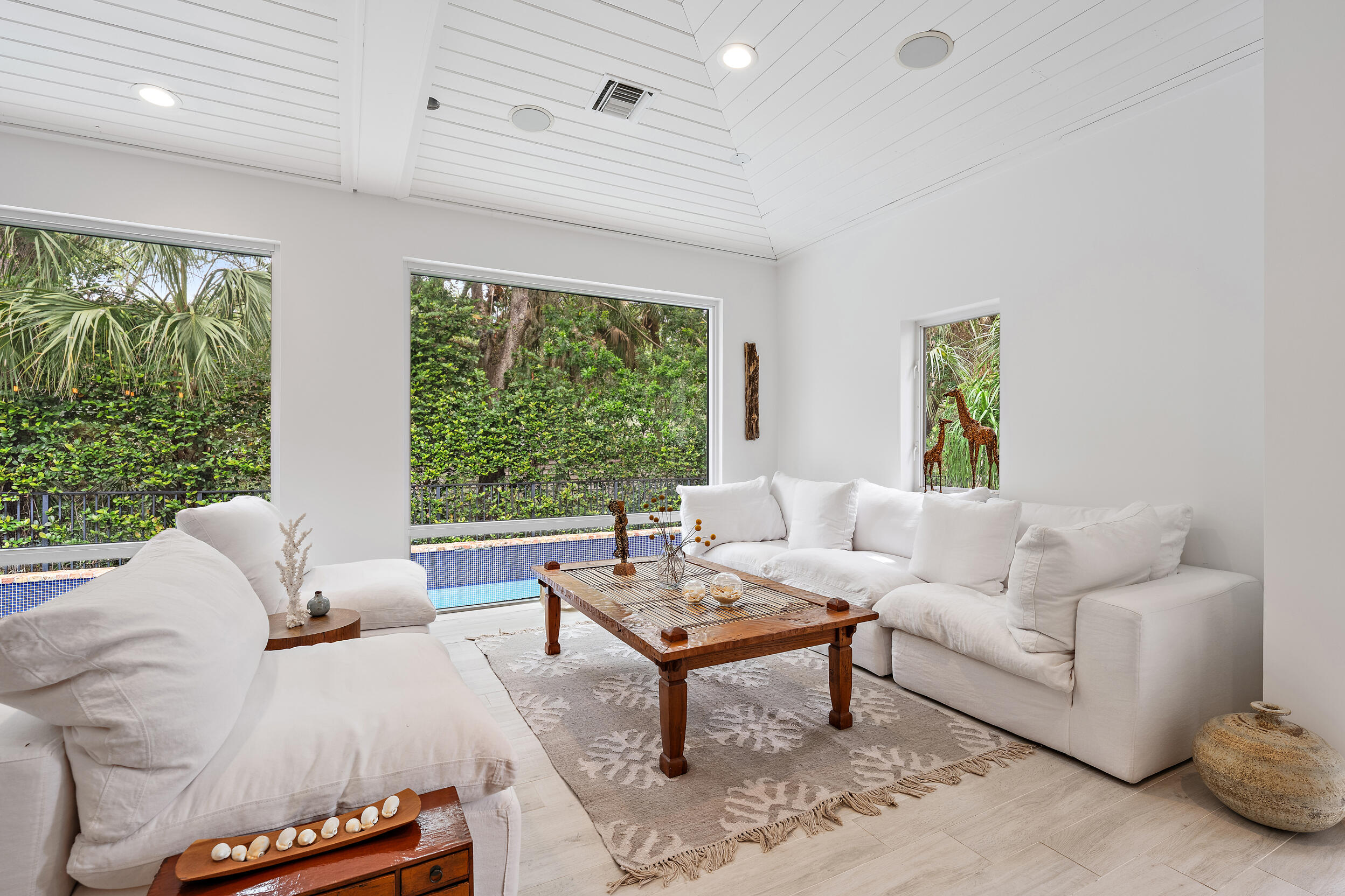 NATURES HIDEAWAY - Residential