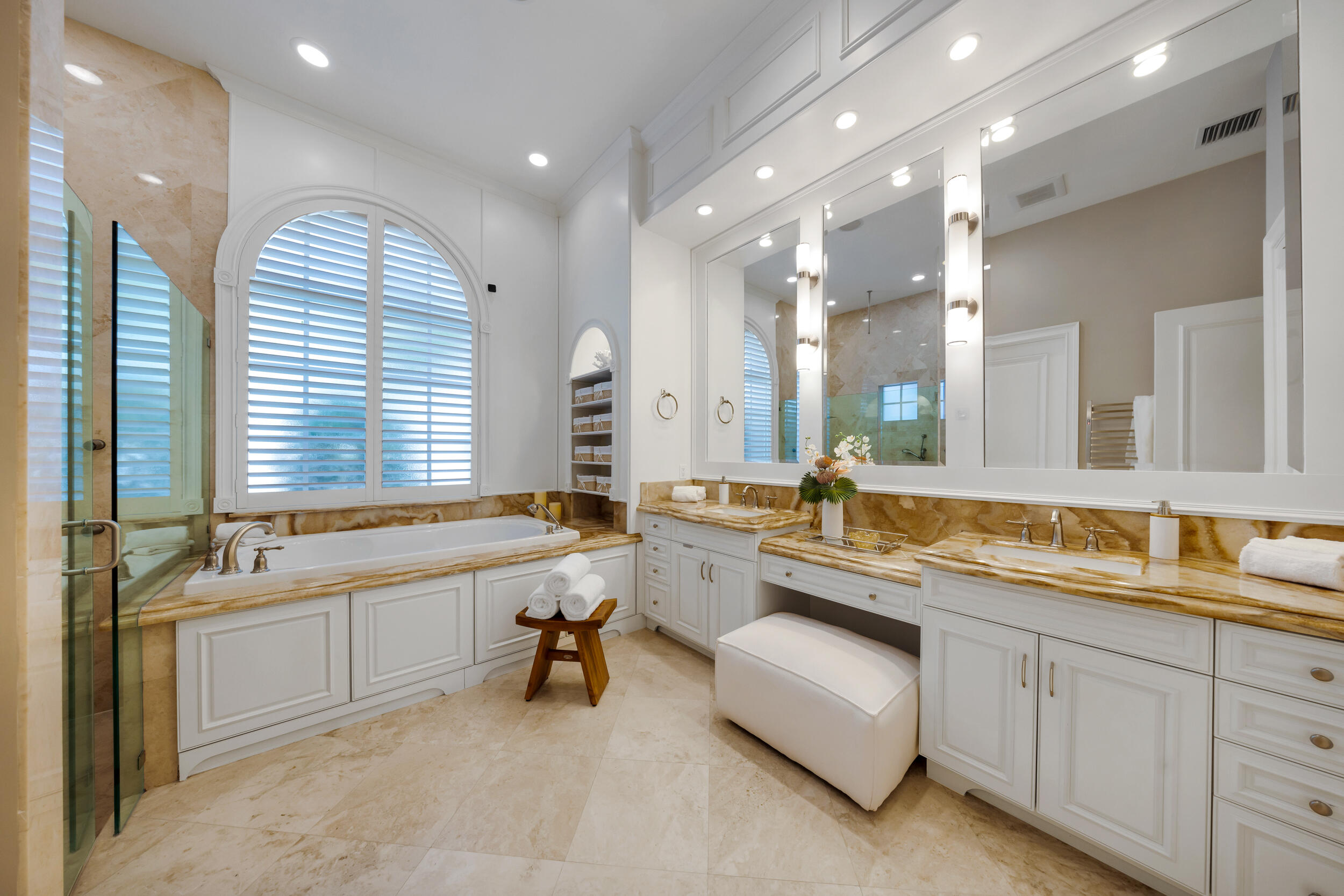 BOCA MARINA - Residential