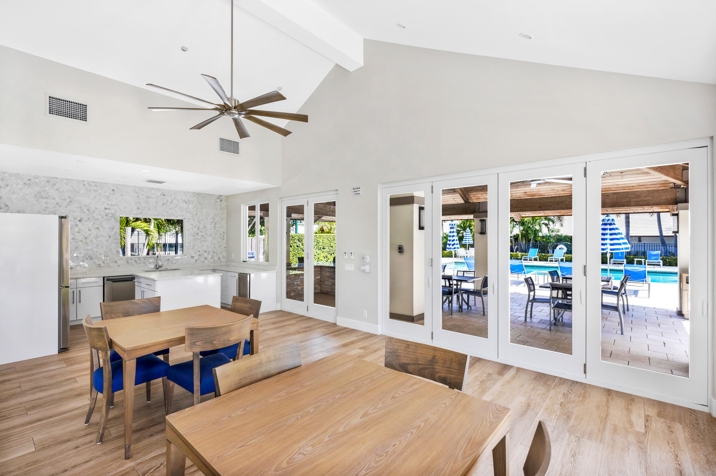 BOCA MARINA - Residential