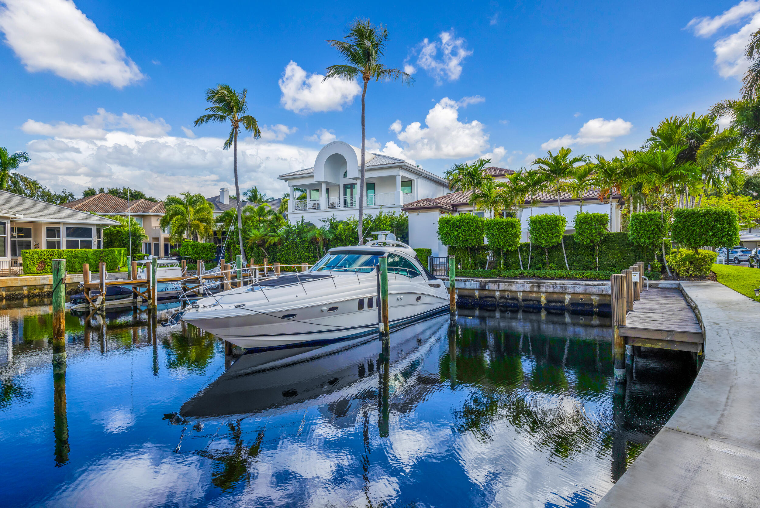 BOCA MARINA - Residential