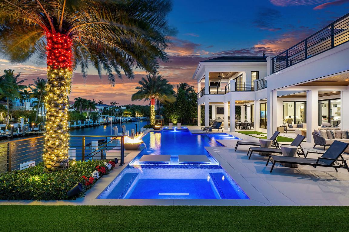 ROYAL PALM YACHT & COUNTRY CLUB - Residential