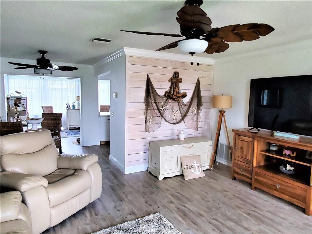 Mainlands Of Tamarac Lake - Residential