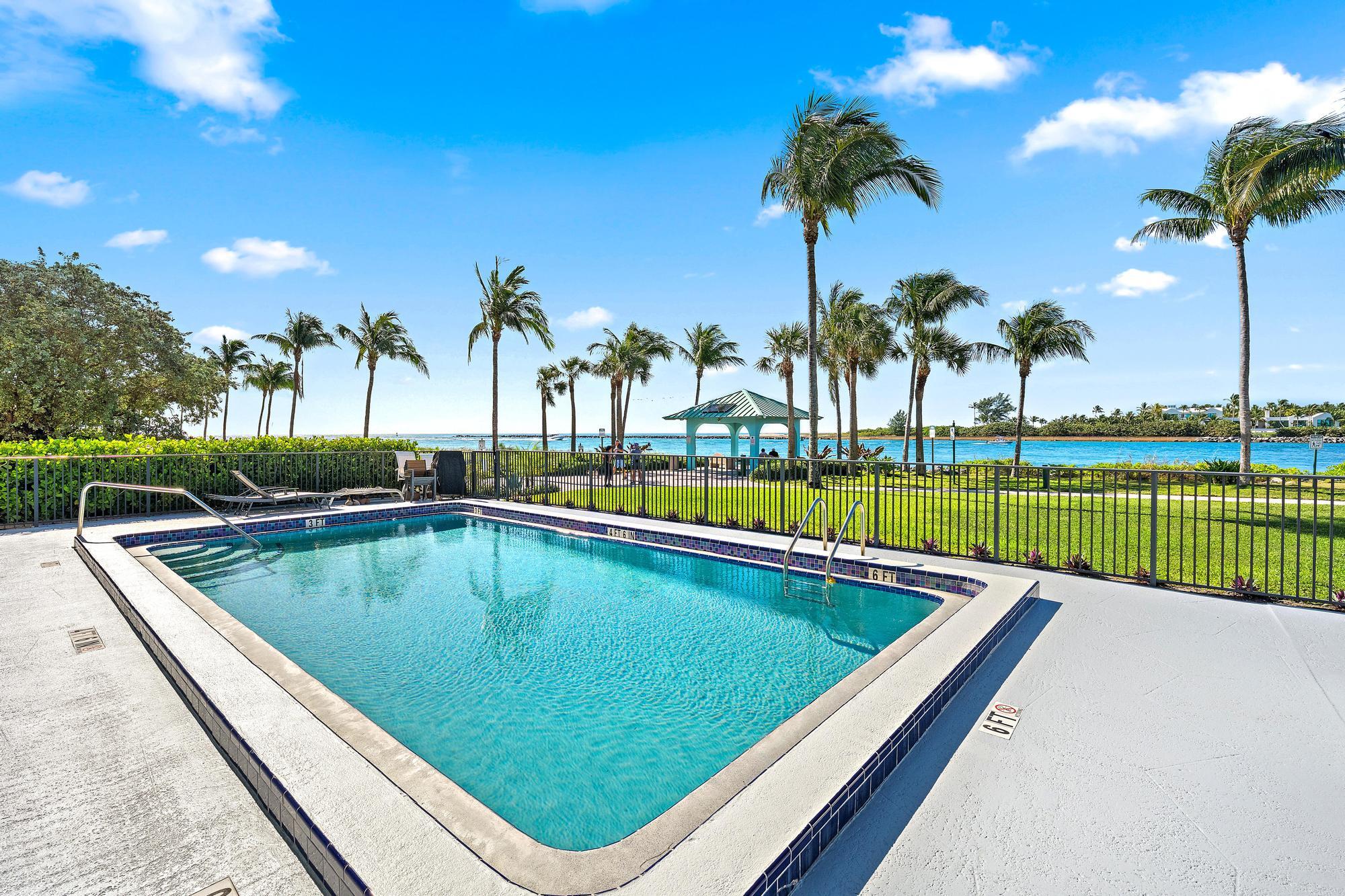 SEASCAPE CONDO - Residential
