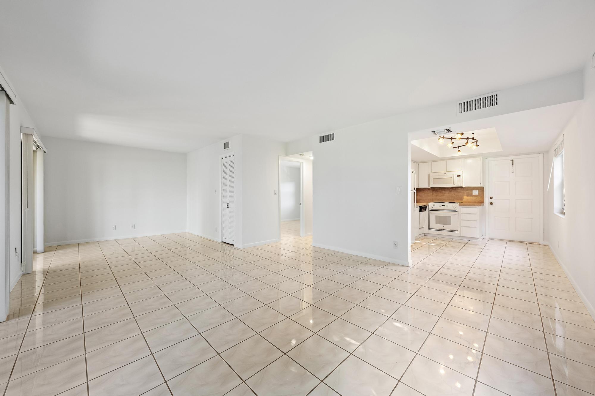 SEASCAPE CONDO - Residential