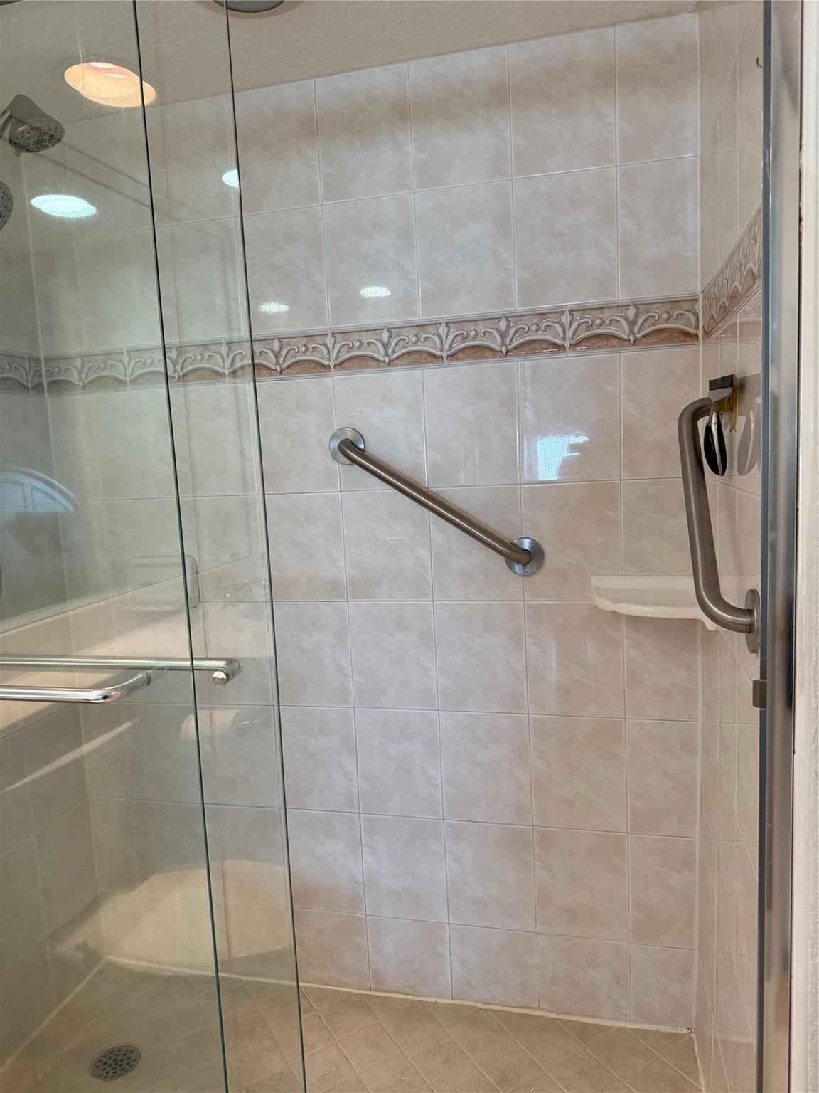 POMPANO BEACH CLUB NORTH CONDO - Residential Lease