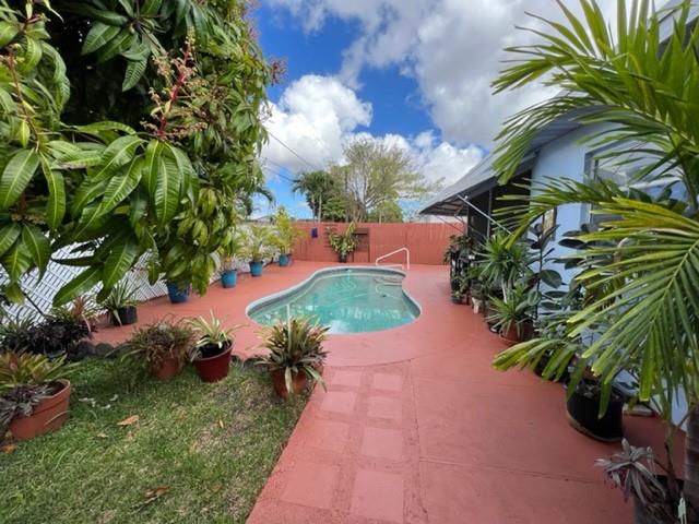 Sunrise Golf Village Sec - Residential
