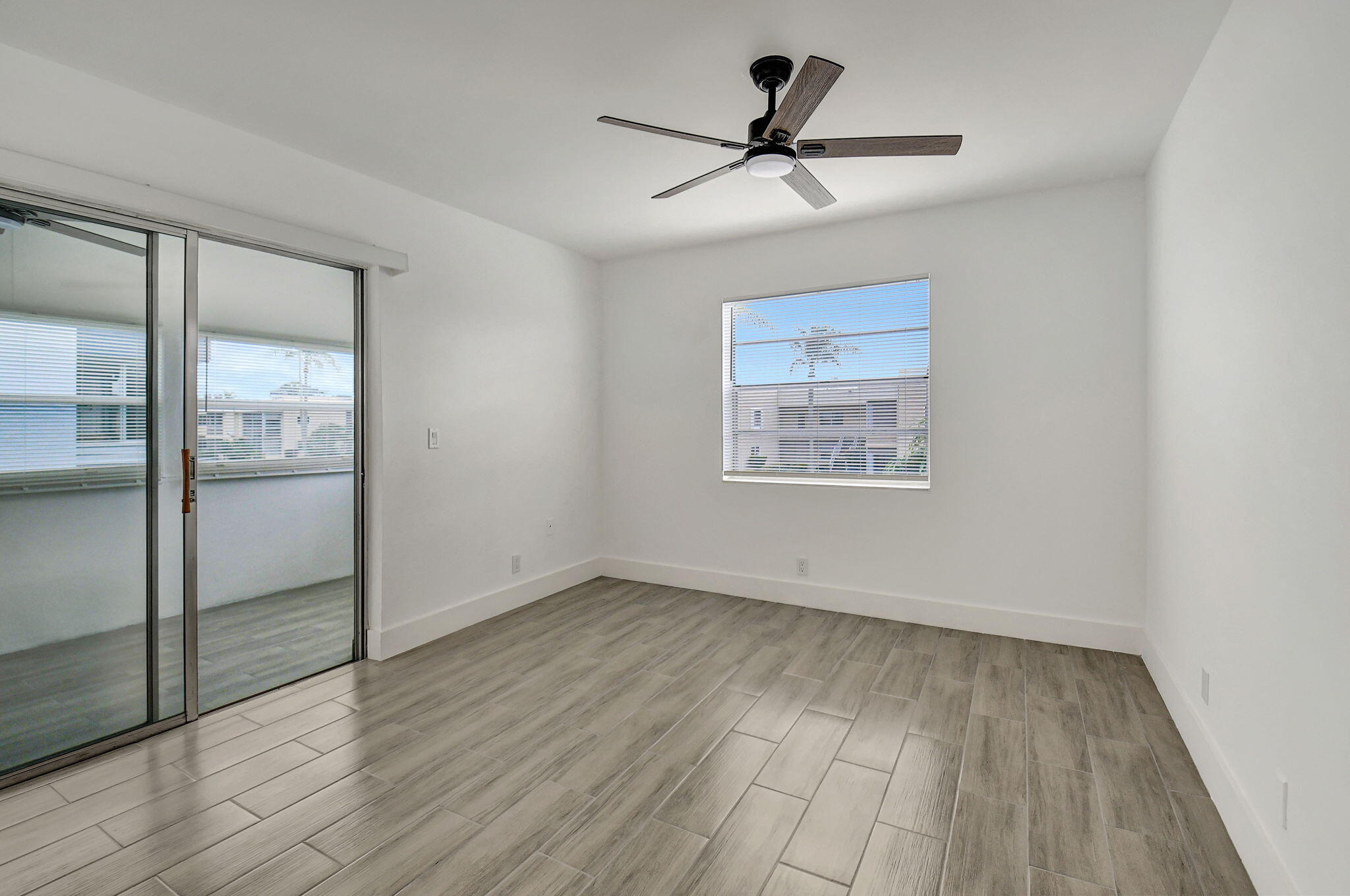 KINGS POINT BURGUNDY CONDOS - Residential