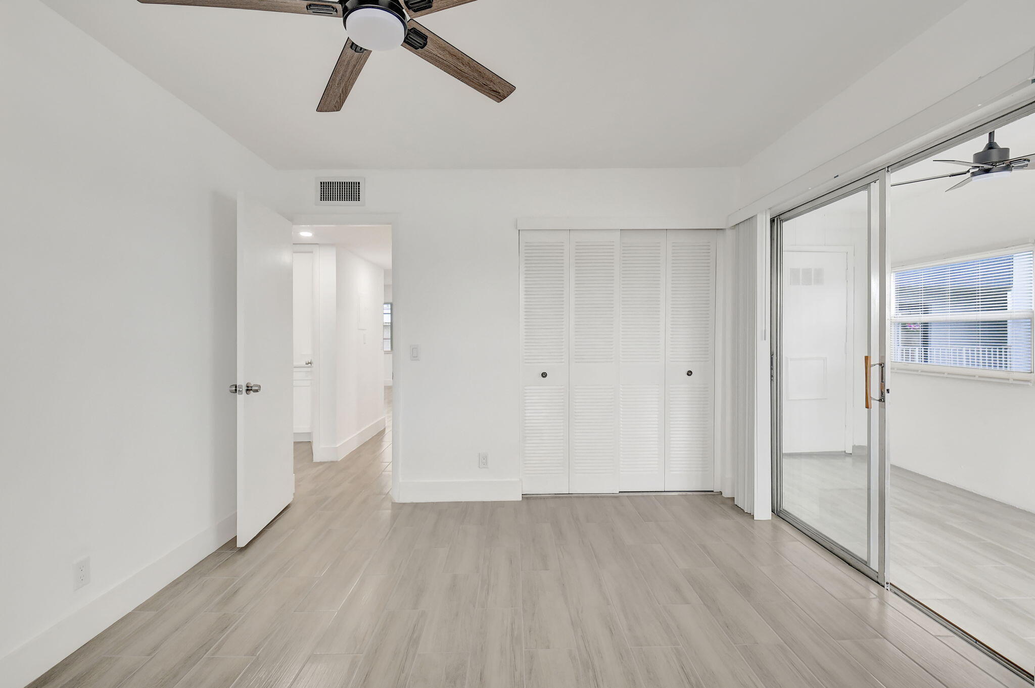 KINGS POINT BURGUNDY CONDOS - Residential