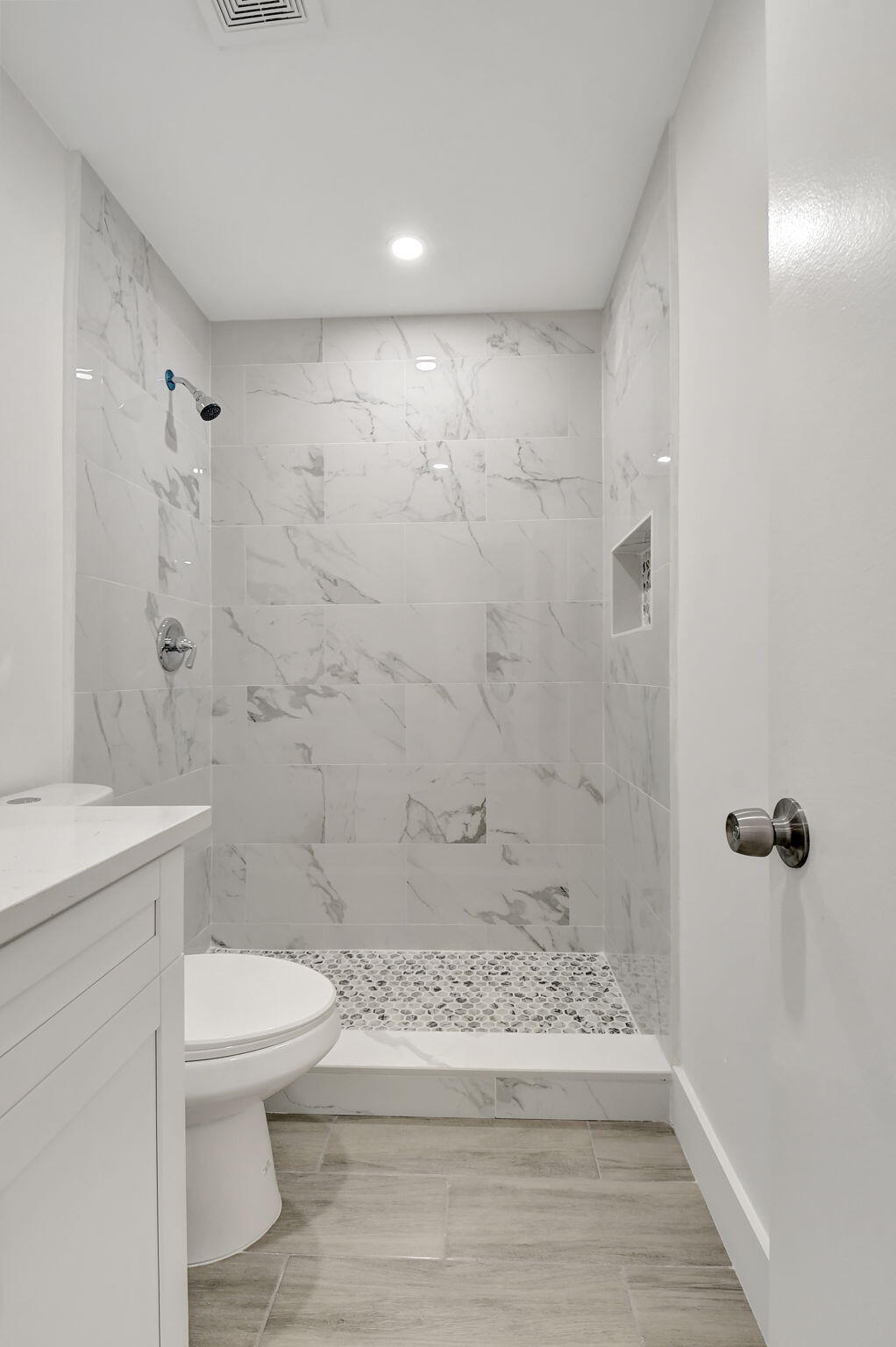 KINGS POINT BURGUNDY CONDOS - Residential