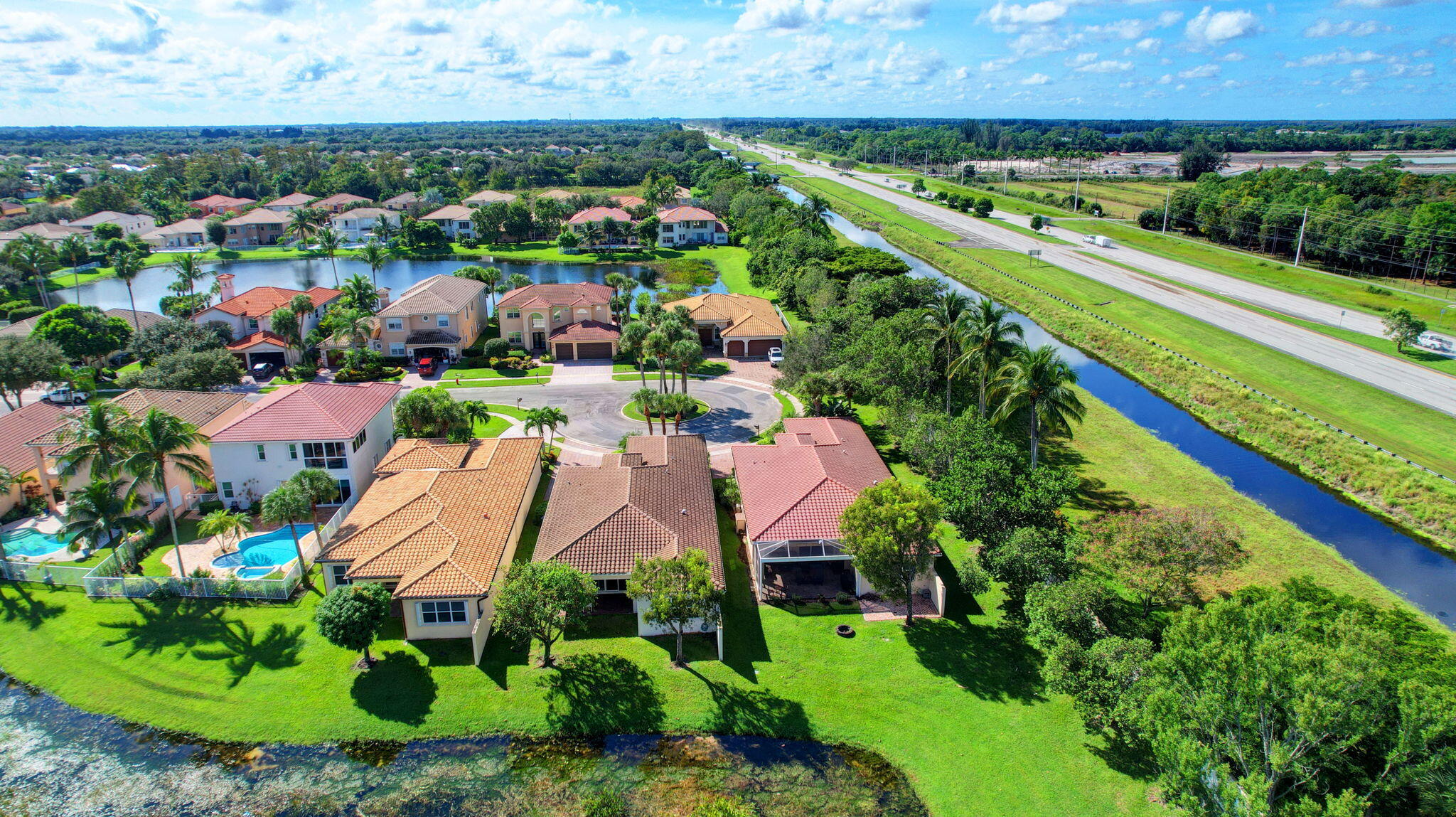 VILLAGES OF WINDSOR 1 - Residential