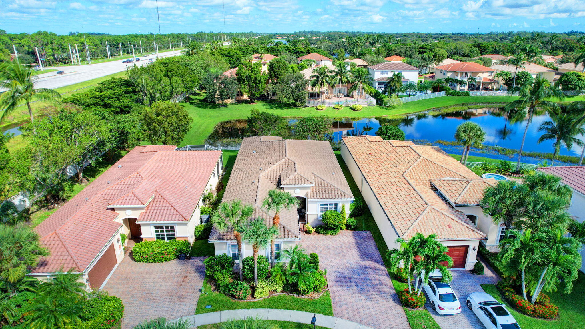 VILLAGES OF WINDSOR 1 - Residential