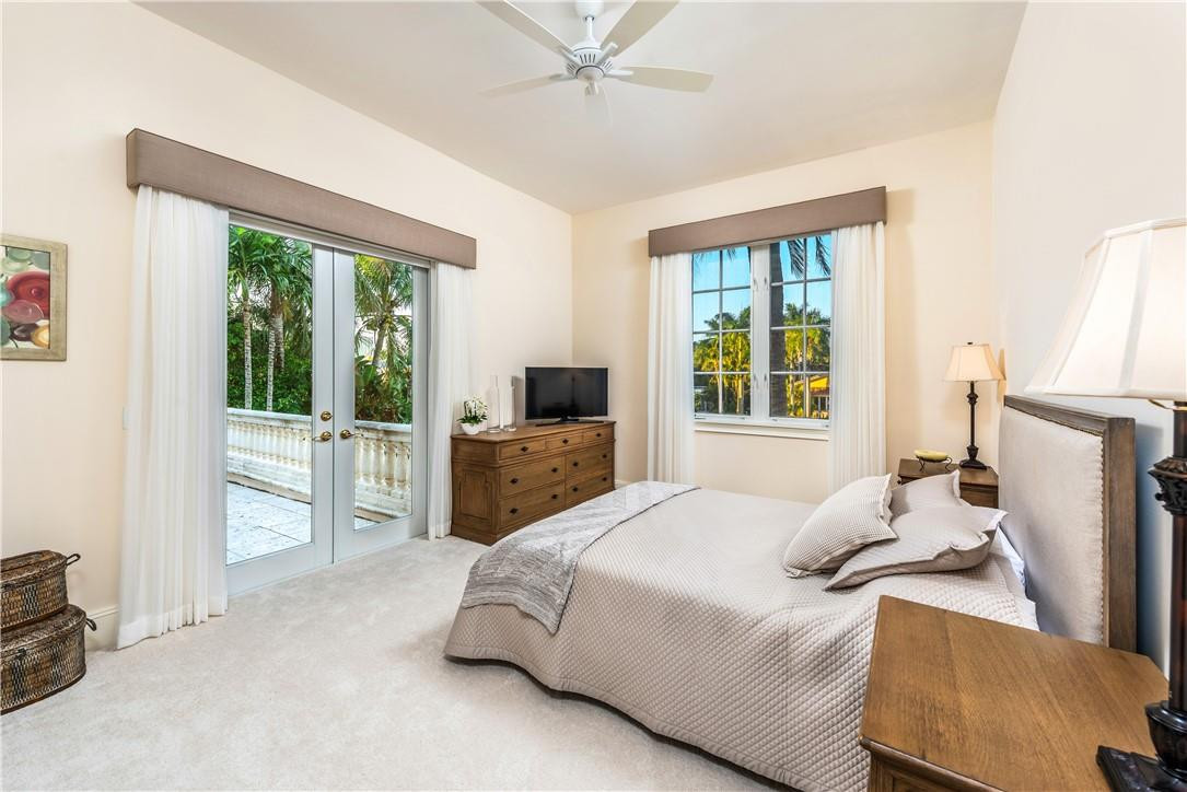 RIO VISTA ISLES - Residential