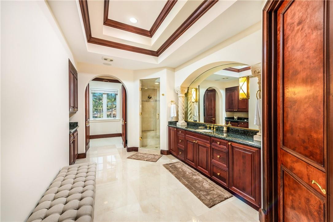 RIO VISTA ISLES - Residential