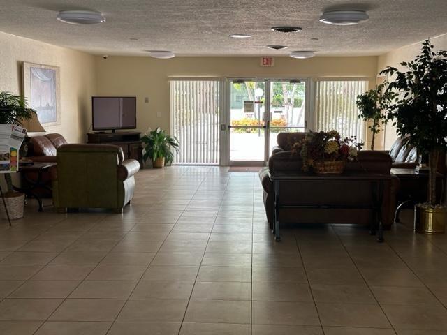 ORIOLE GARDENS TWO 50 CONDO - Residential