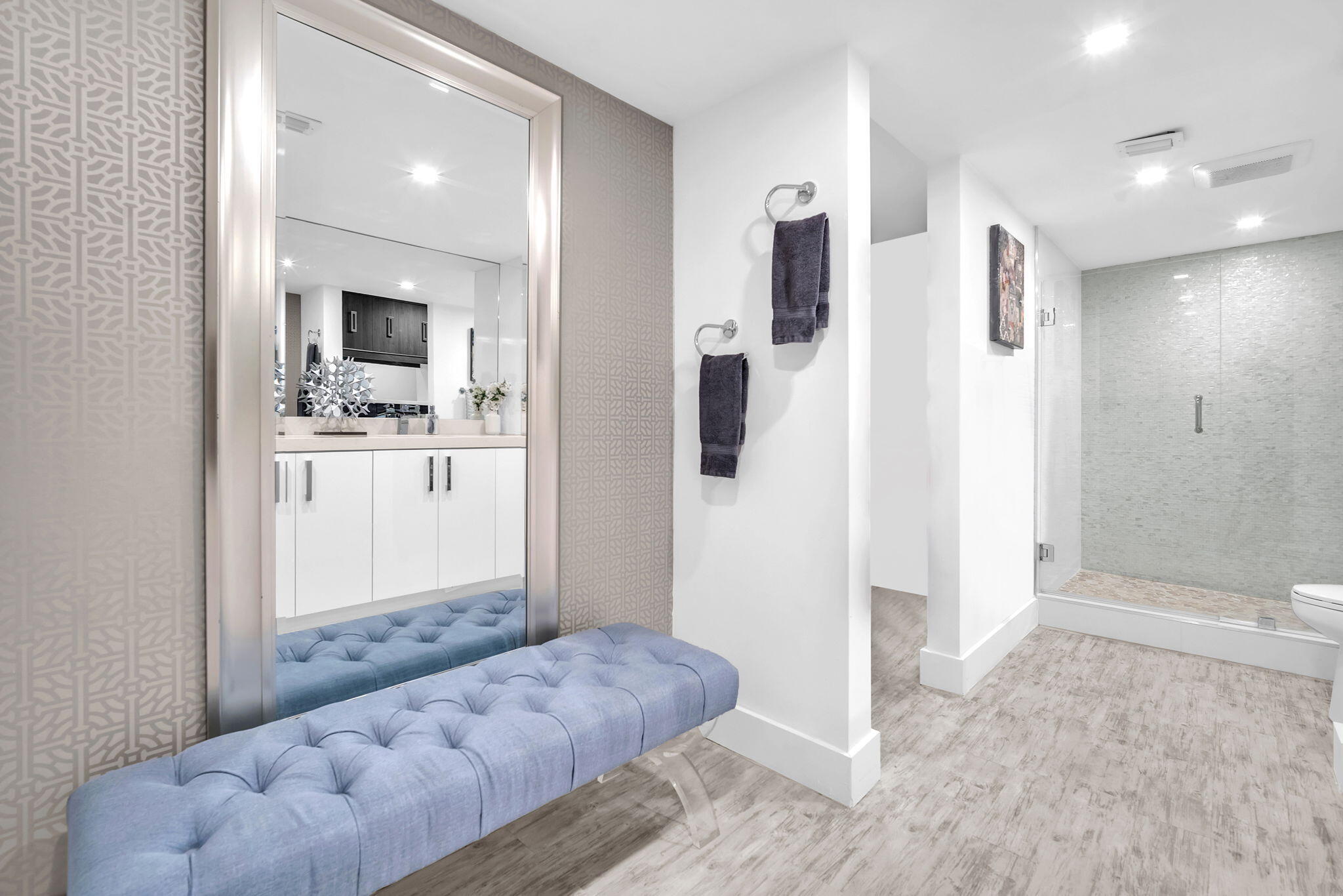 PLAYA DEL SOL CONDO - Residential
