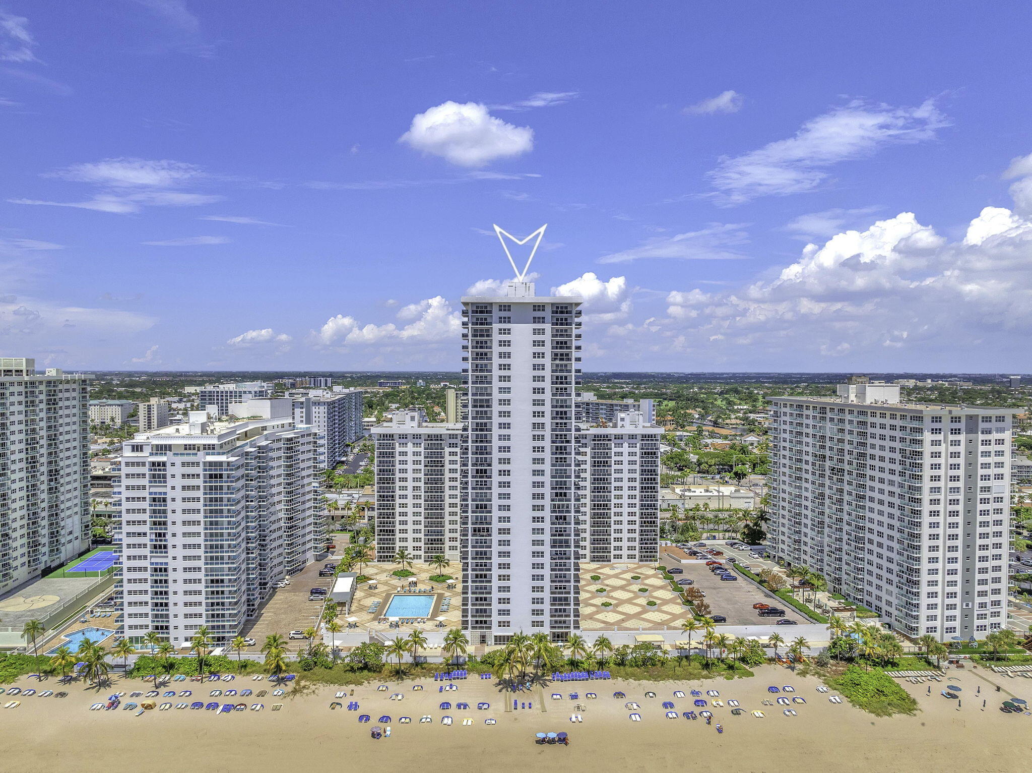 PLAYA DEL SOL CONDO - Residential