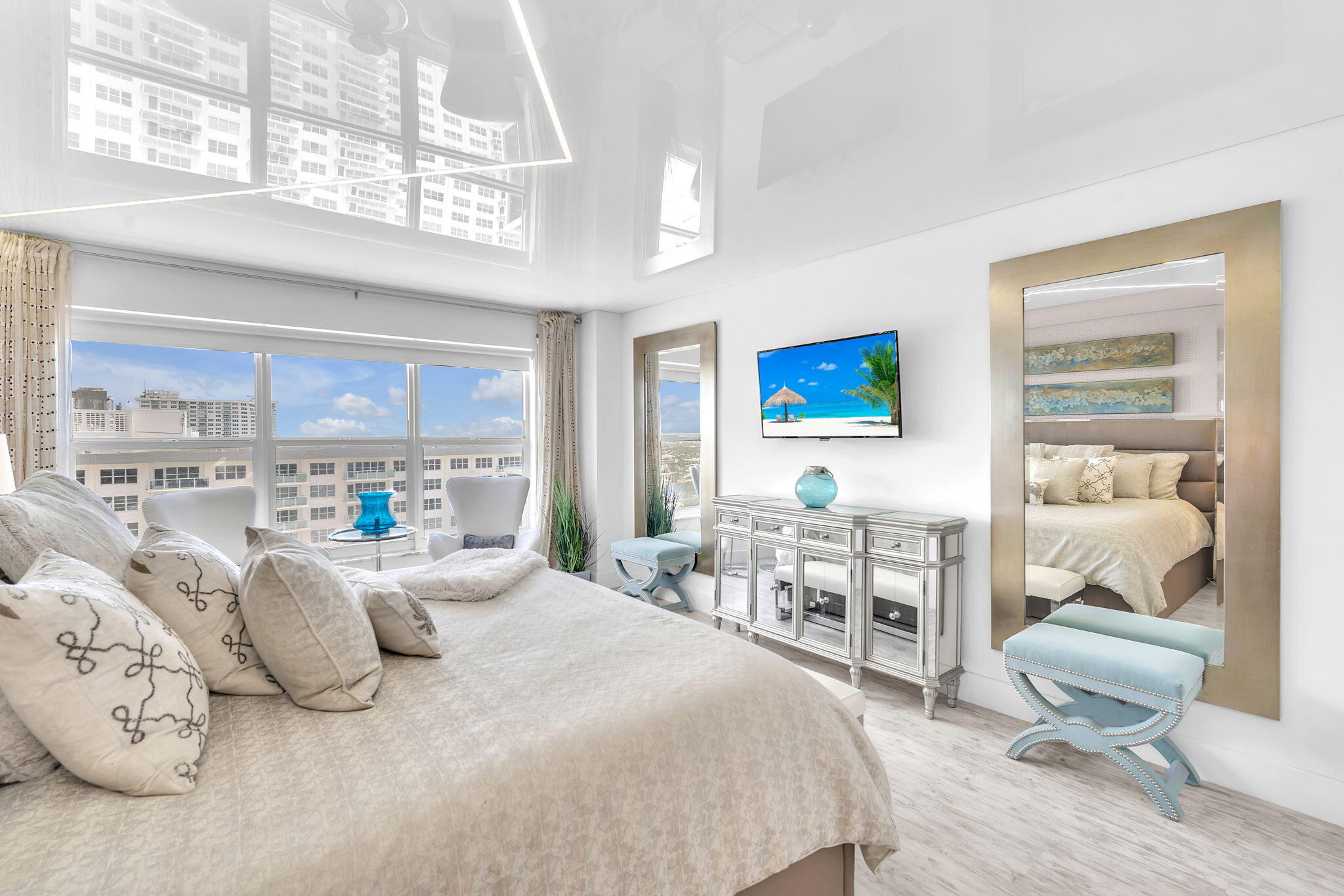 PLAYA DEL SOL CONDO - Residential