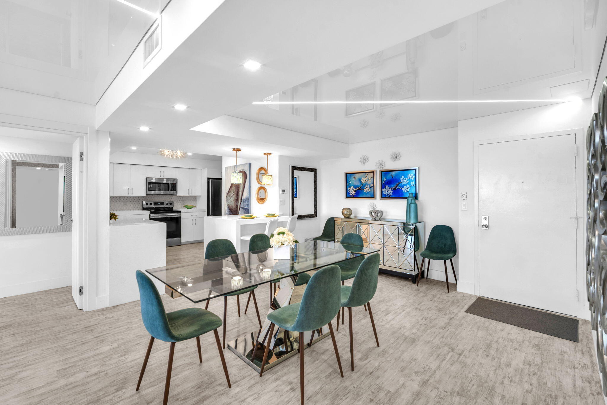 PLAYA DEL SOL CONDO - Residential