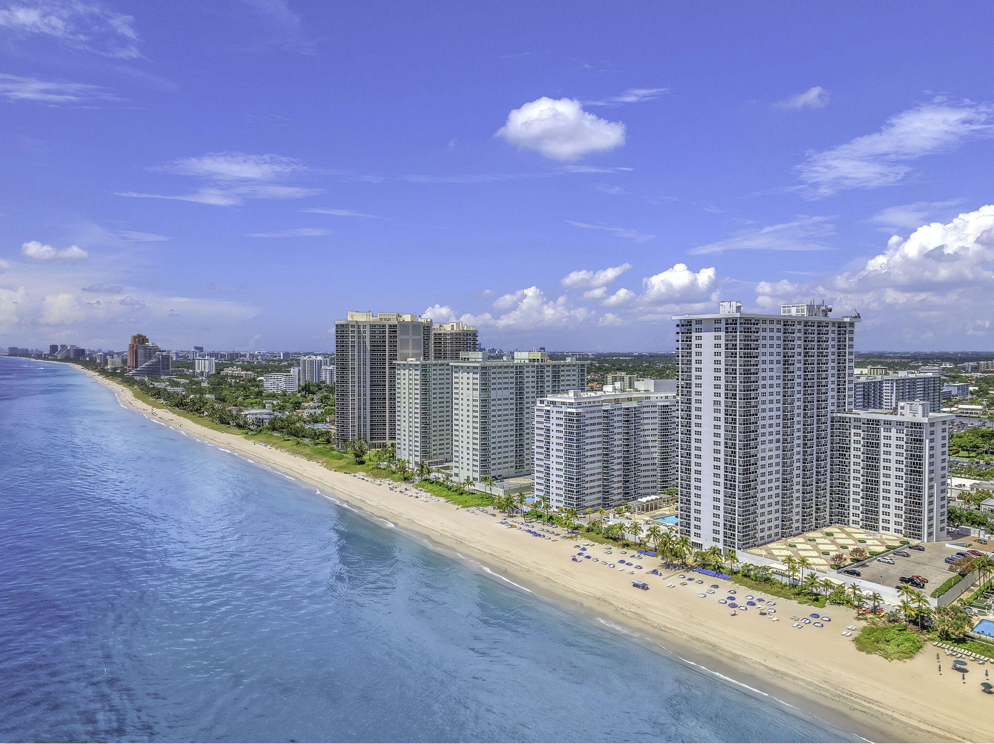 PLAYA DEL SOL CONDO - Residential