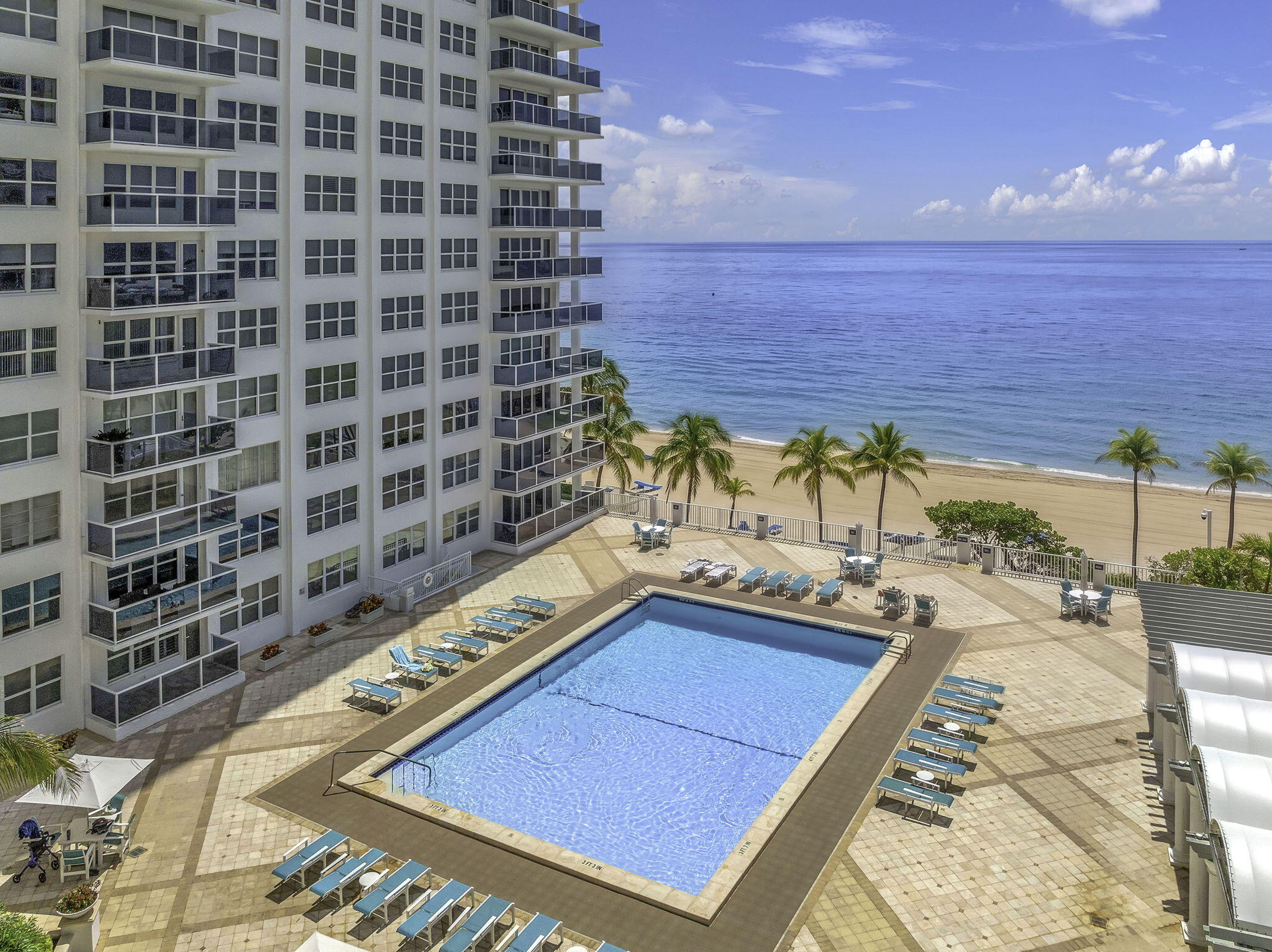 PLAYA DEL SOL CONDO - Residential