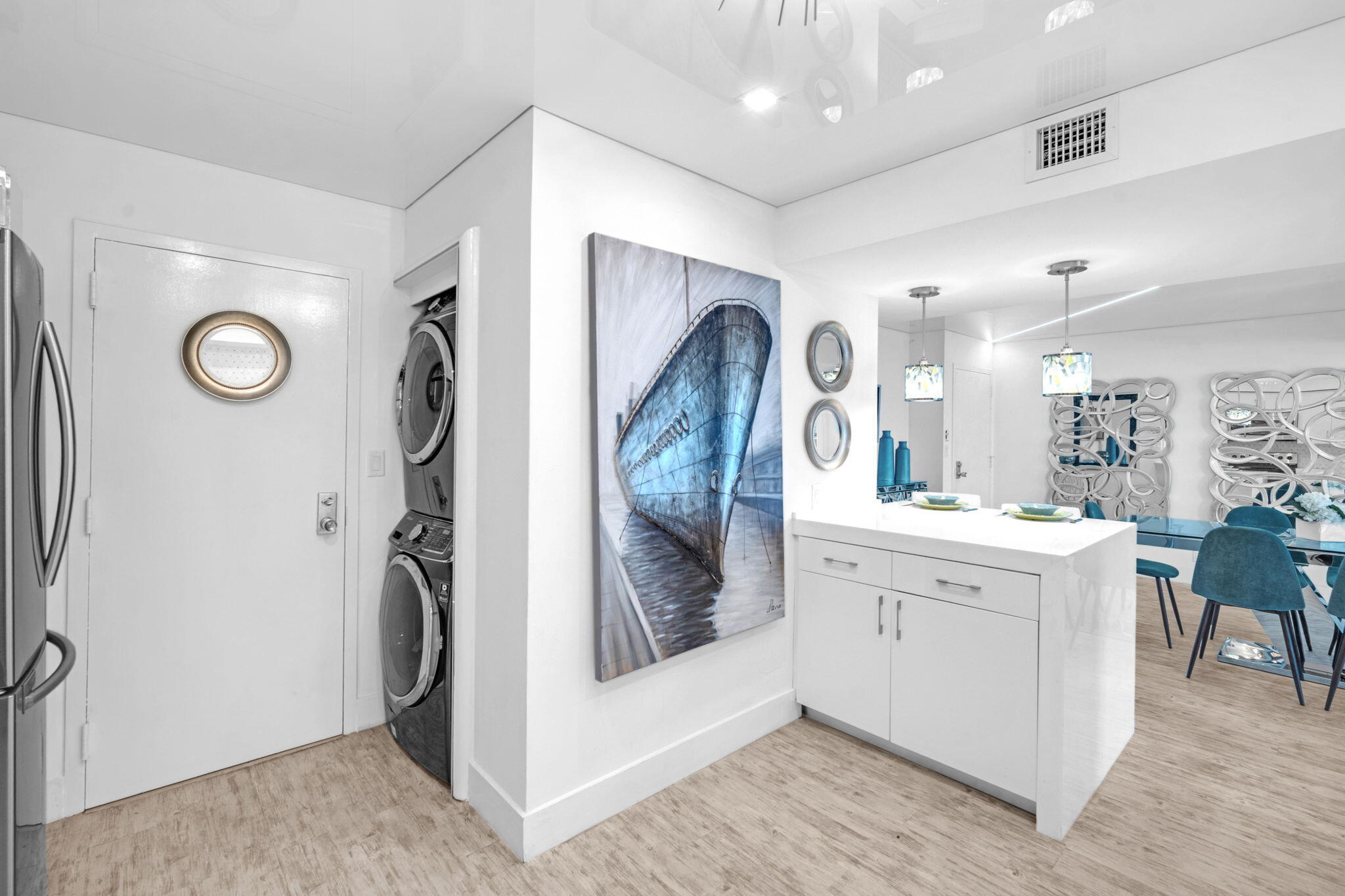 PLAYA DEL SOL CONDO - Residential